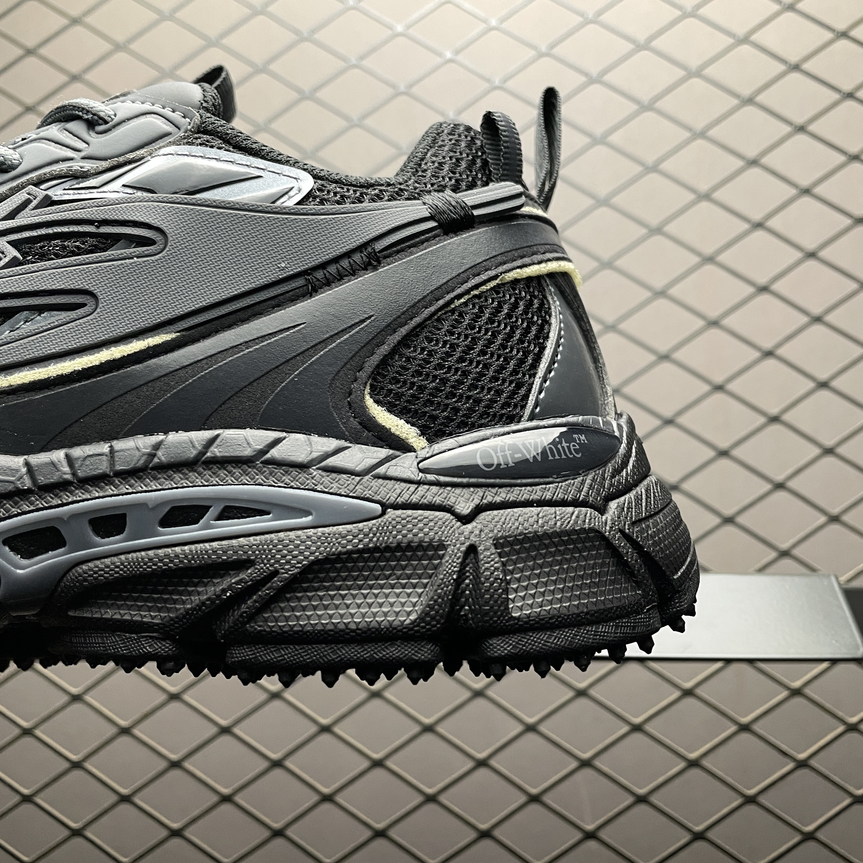 OFF-WHITE Be Right Back Black(OMIA295C99FAB0011010)