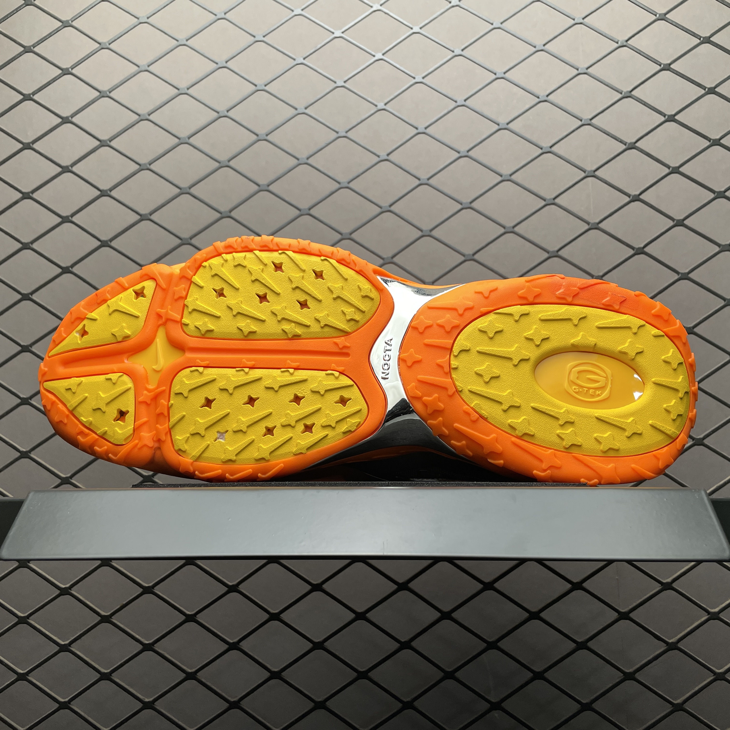 Drake NOCTA × Nike Hot Step 2 "Total Orange"（DZ7293-800）