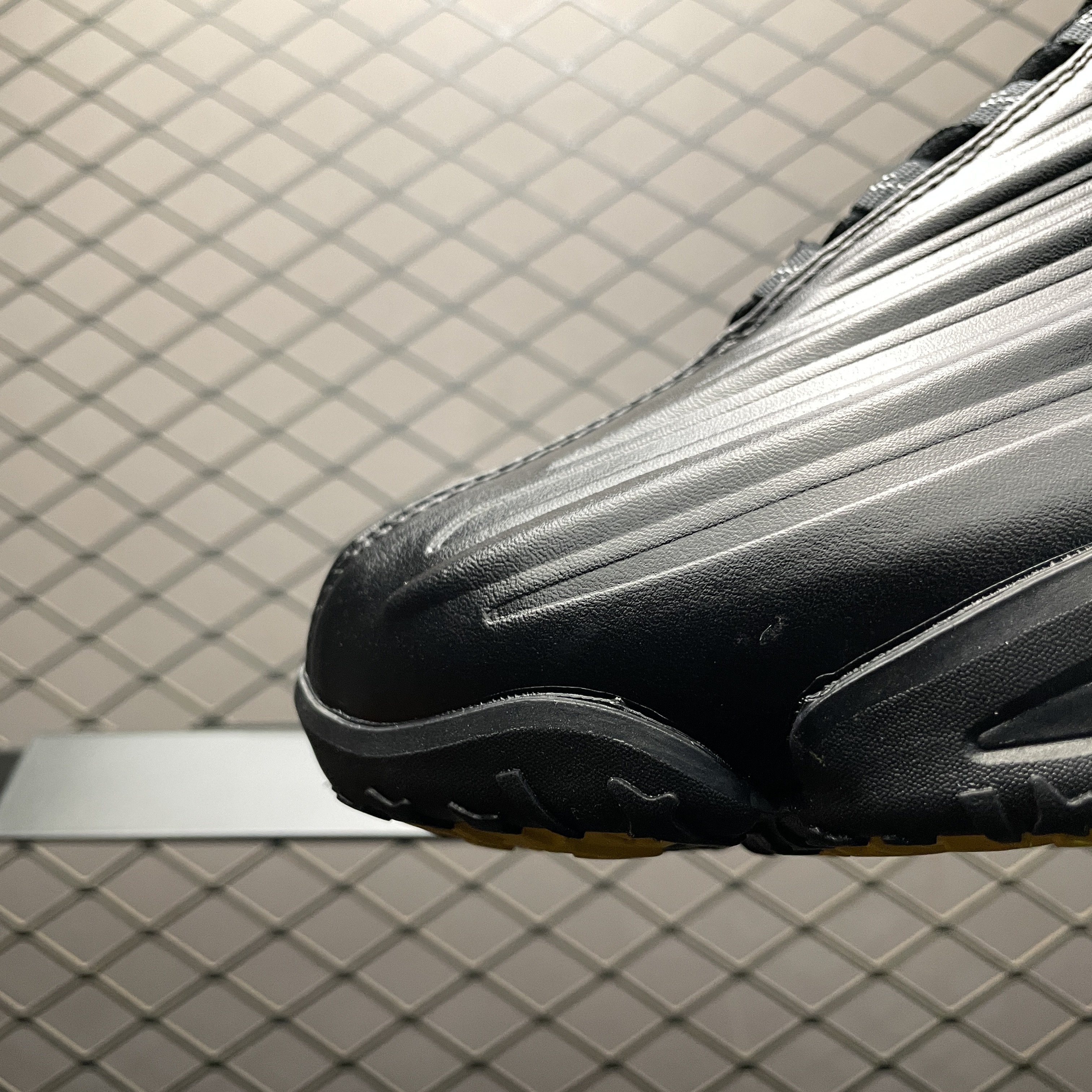 Drake NOCTA × Nike Hot Step 2 "Black/Gunmetal"（DZ7293-001）