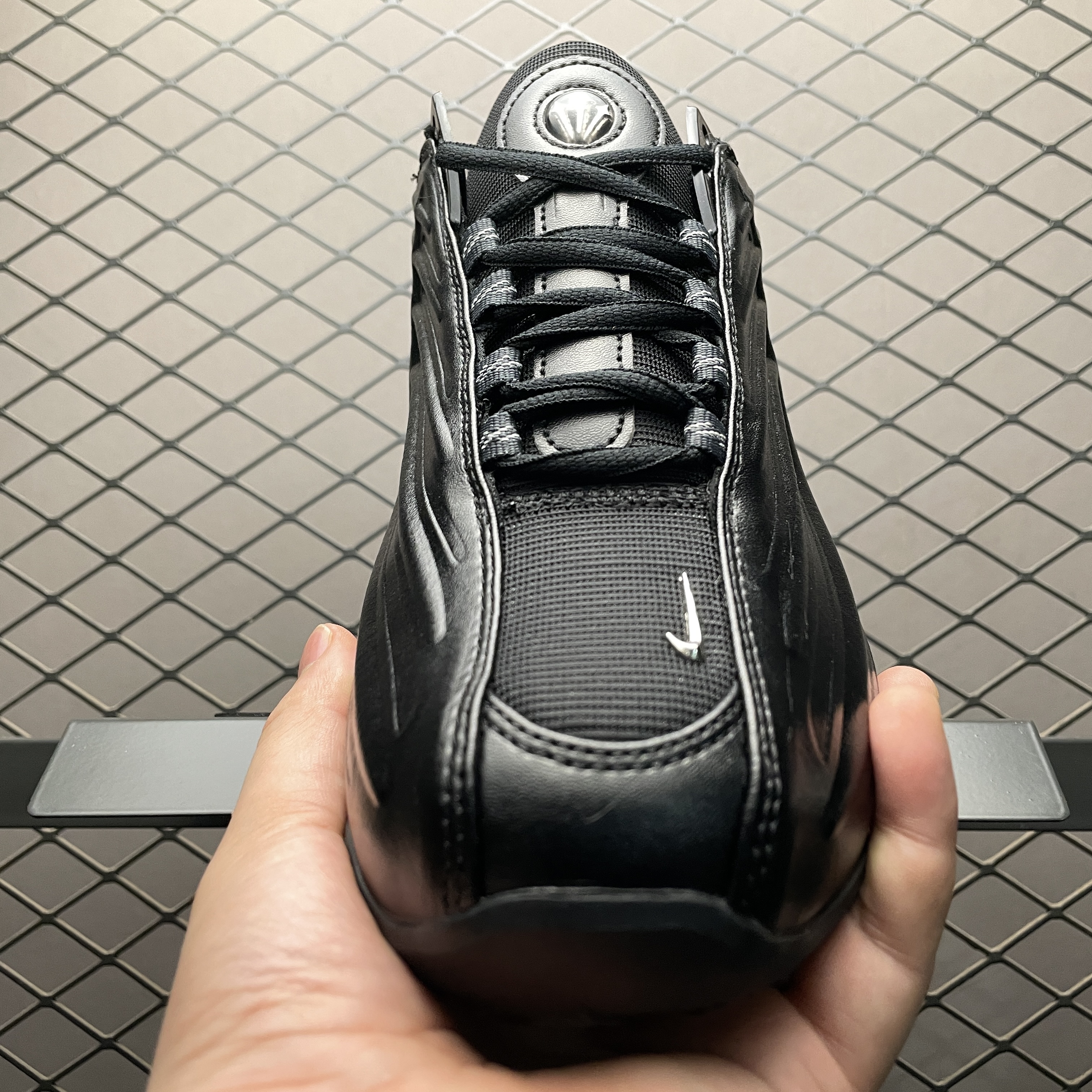 Drake NOCTA × Nike Hot Step 2 "Black/Gunmetal"（DZ7293-001）