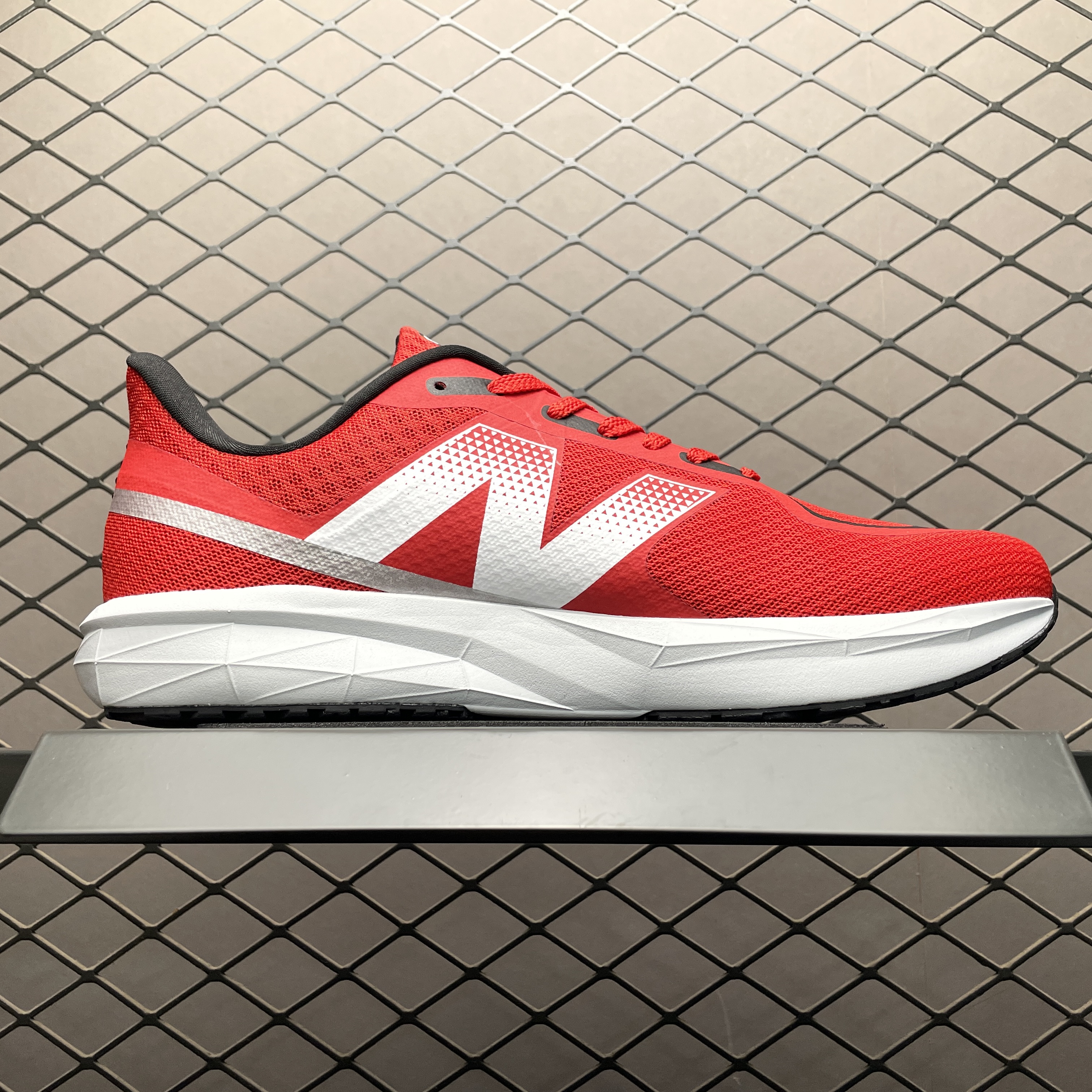 New Balance DynaSoft Flash V7 "Red" (MFLSHRD7)