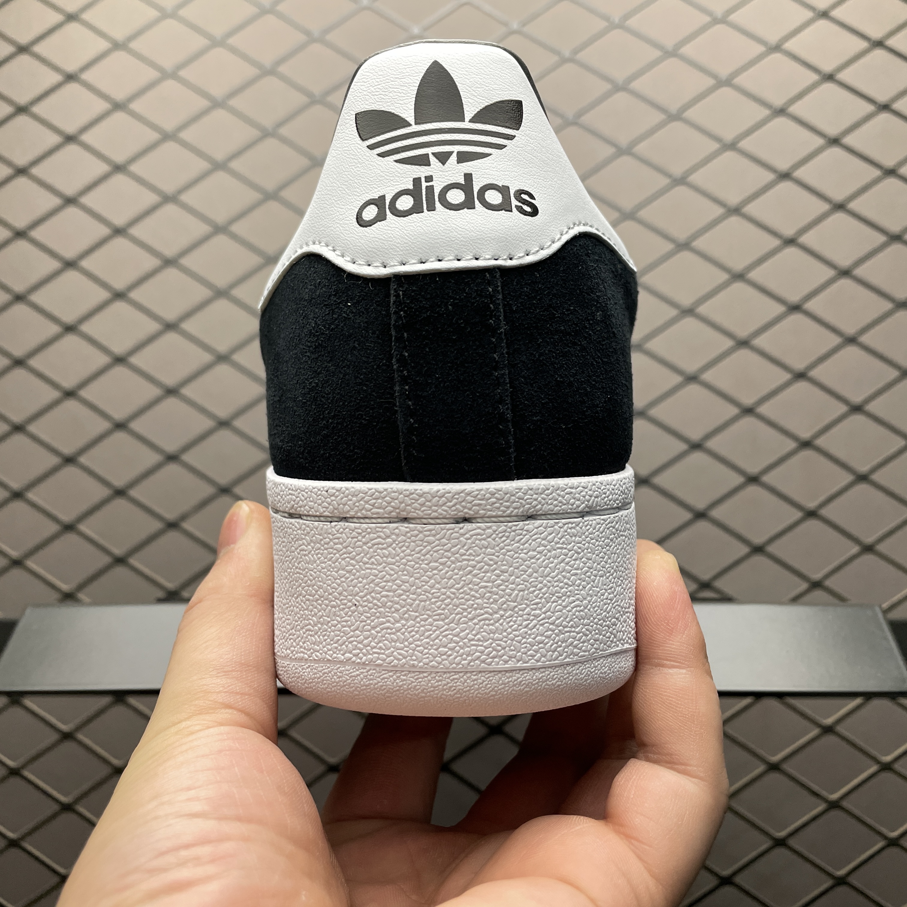 Adidas Superstar XLG （ID4657）