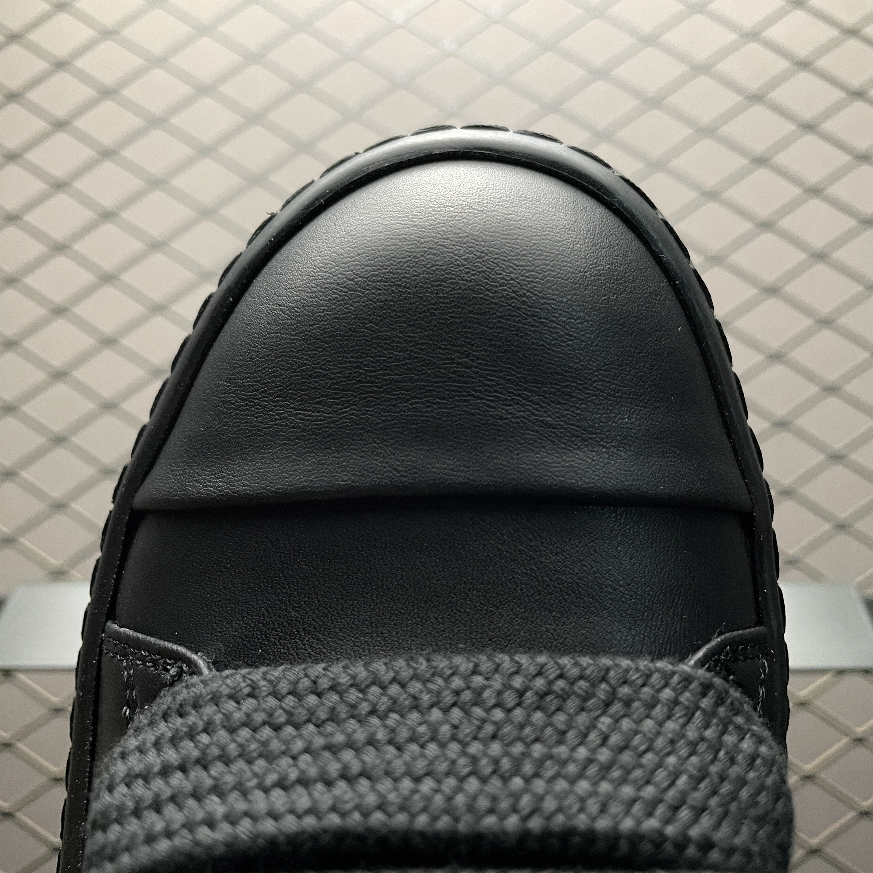 Rick Owens oversize-shoelace leather sneakers（RU01D3893LCOW2-9999）