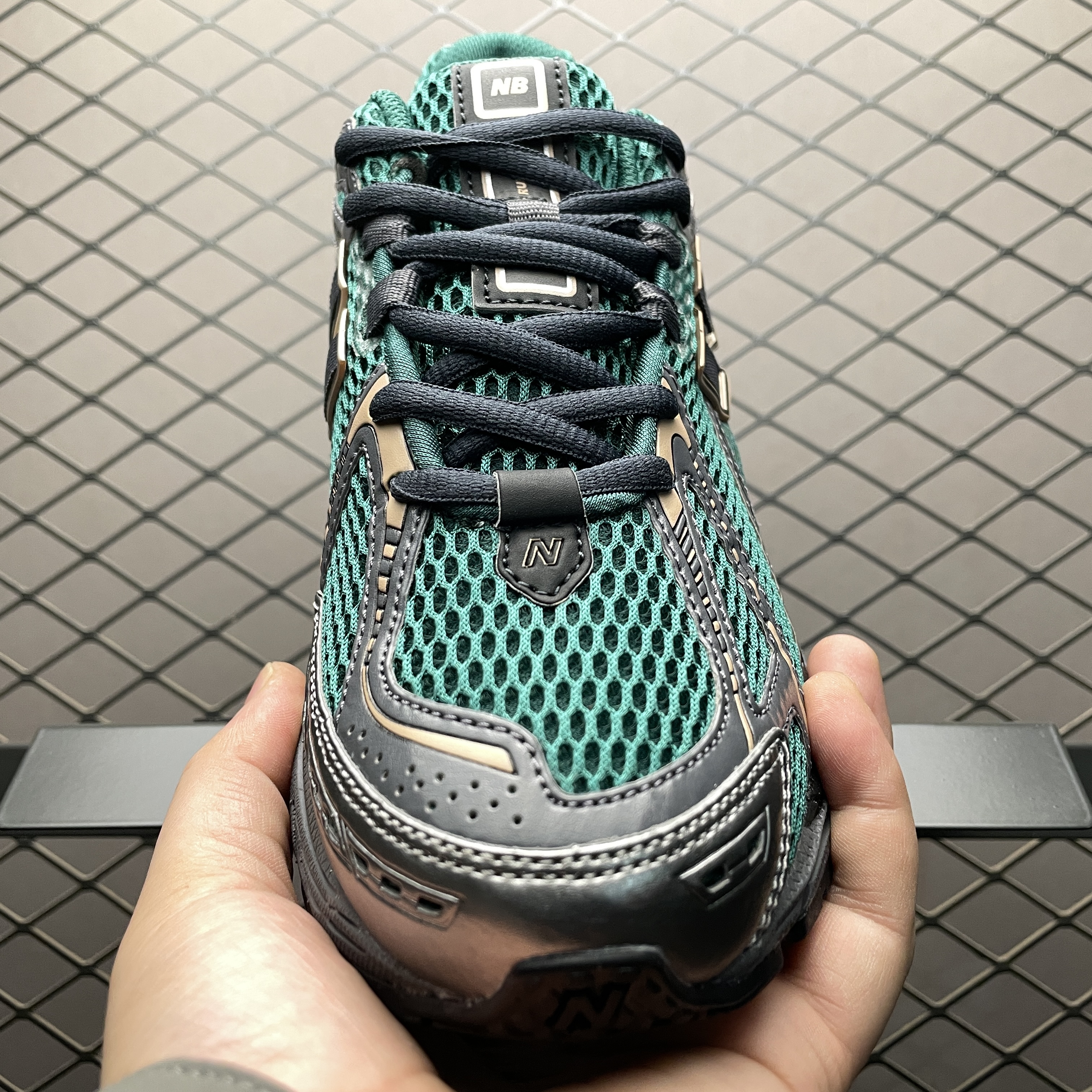 New Balance 1906R Zalando Trail Mix Green (M1906RZM）