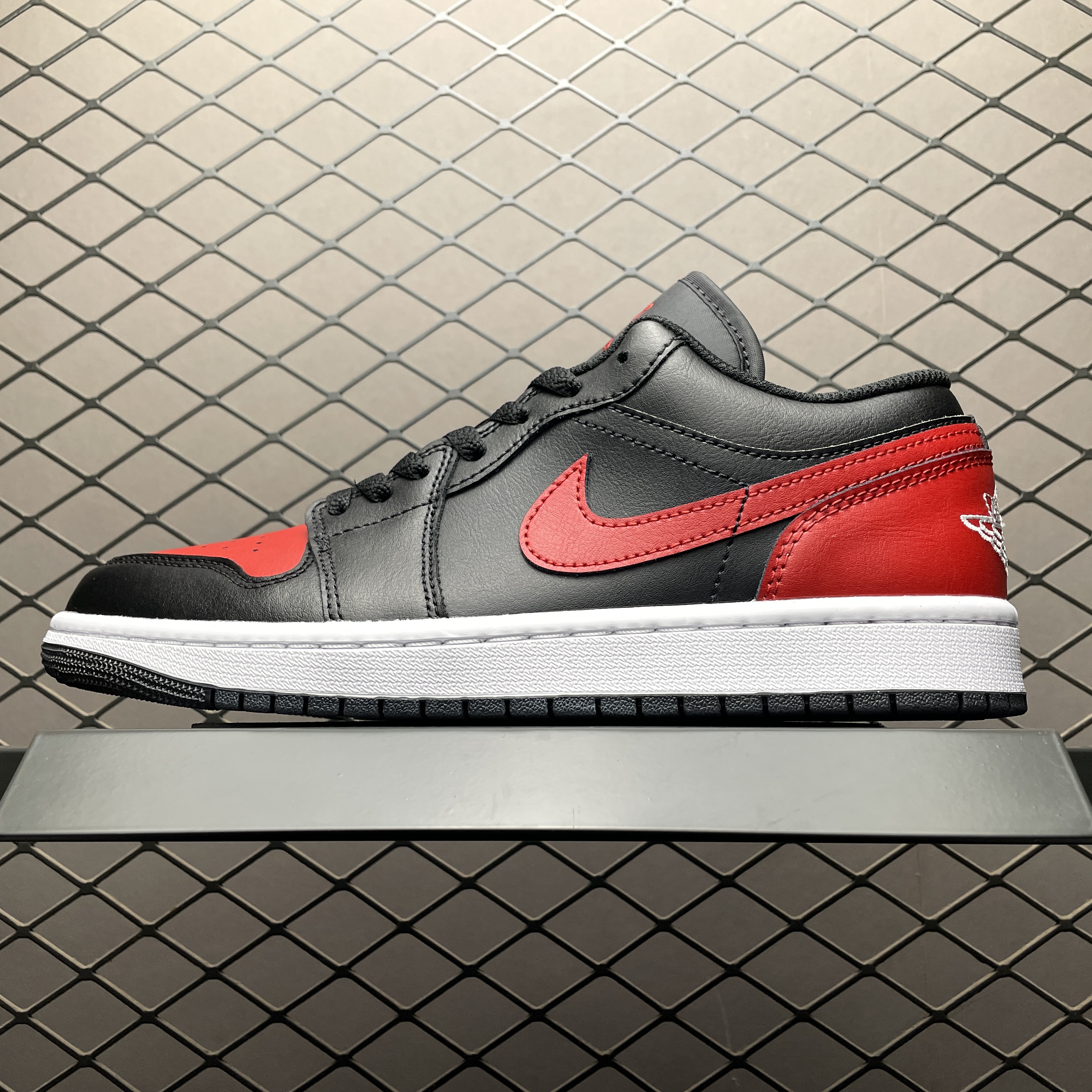 Nike Air Jordan 1 Low "Bred"（553558-067）