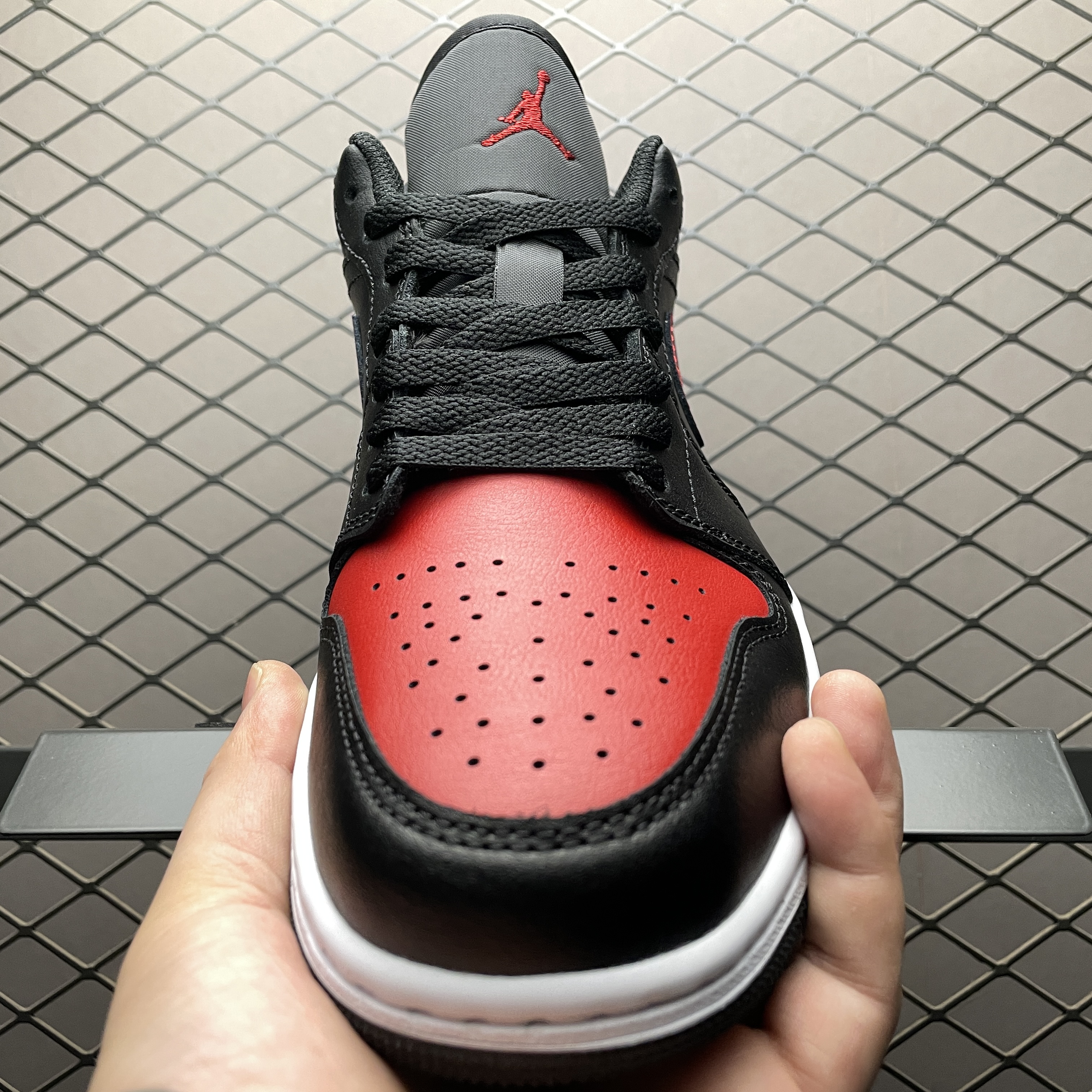 Nike Air Jordan 1 Low "Bred"（553558-067）