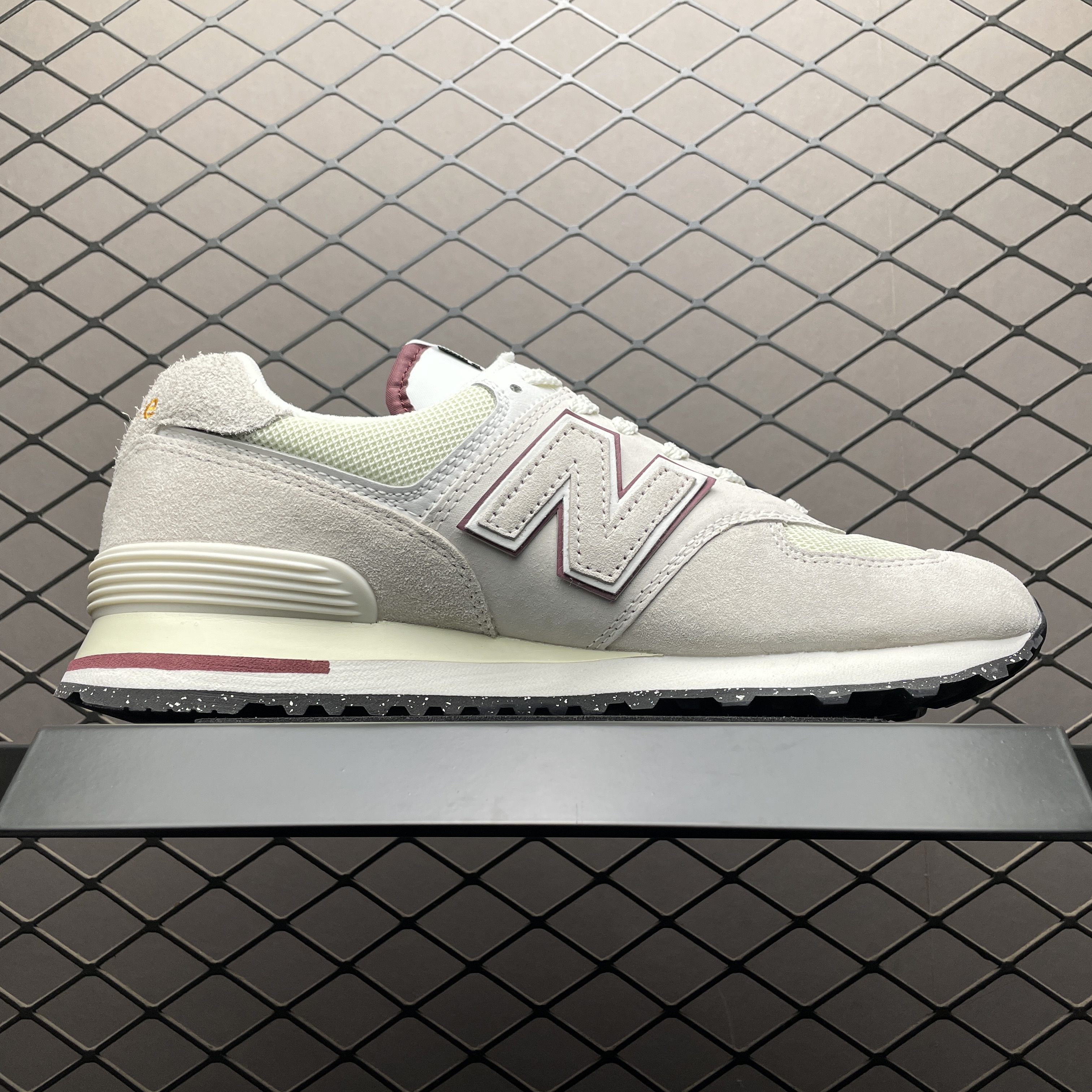 New Balance 574 Off White Burgundy (2023) (U574OP2）