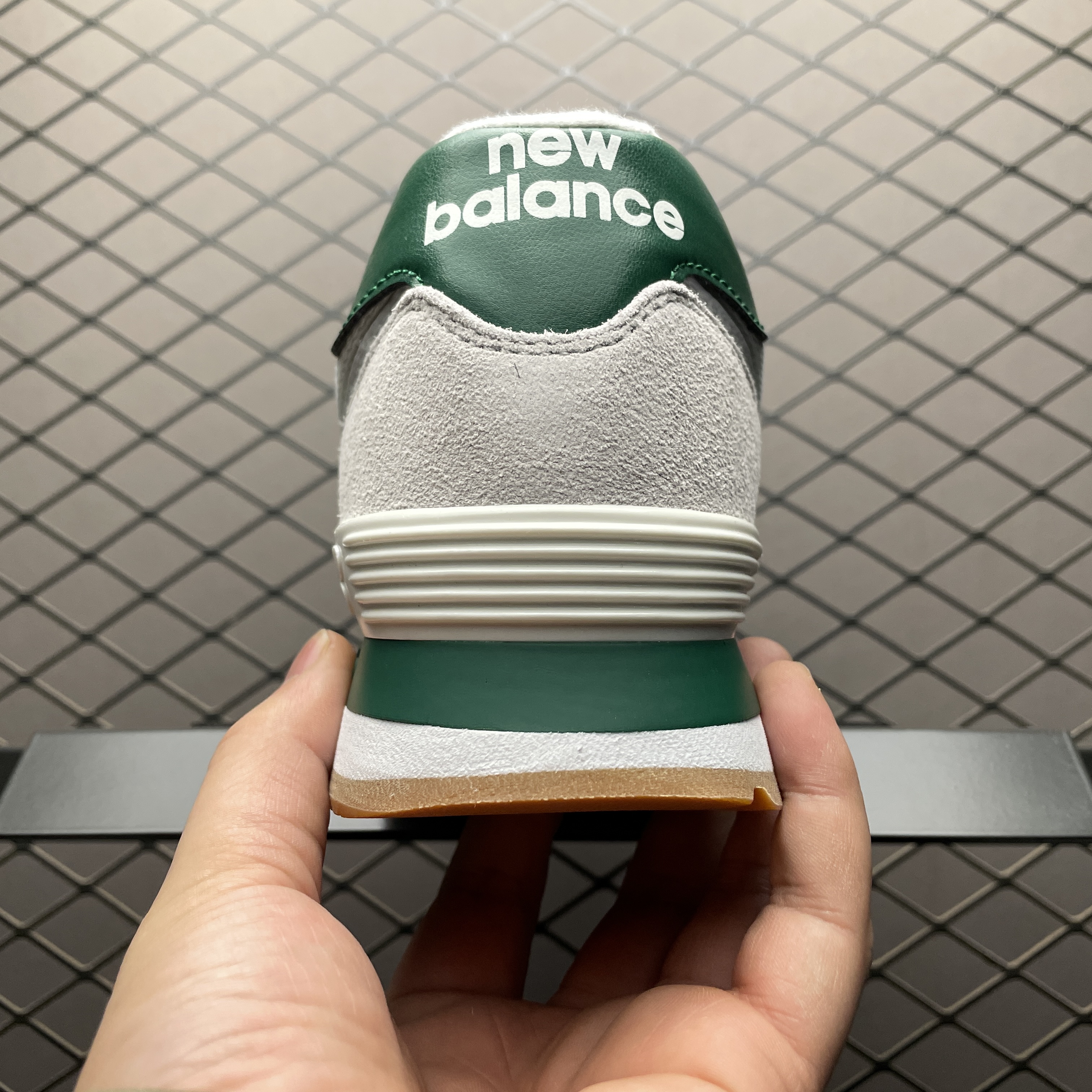 New Balance 574 "White/Green/Gum" (ML574TD2）