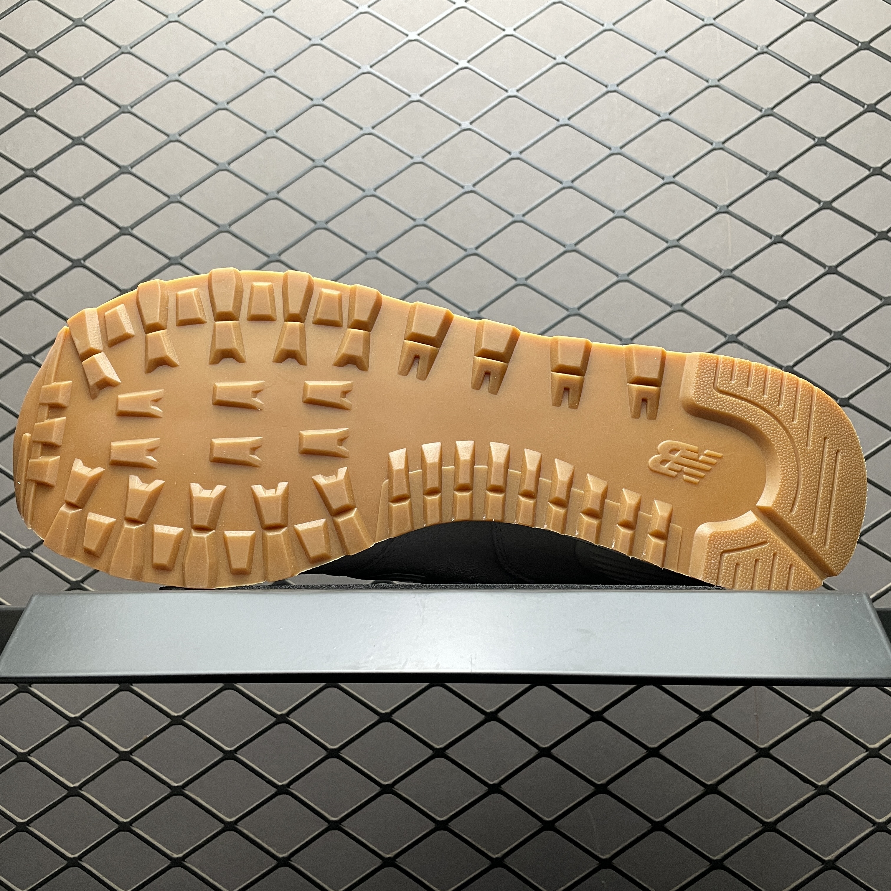 New Balance 574 "White/Green/Gum" (ML574TD2）