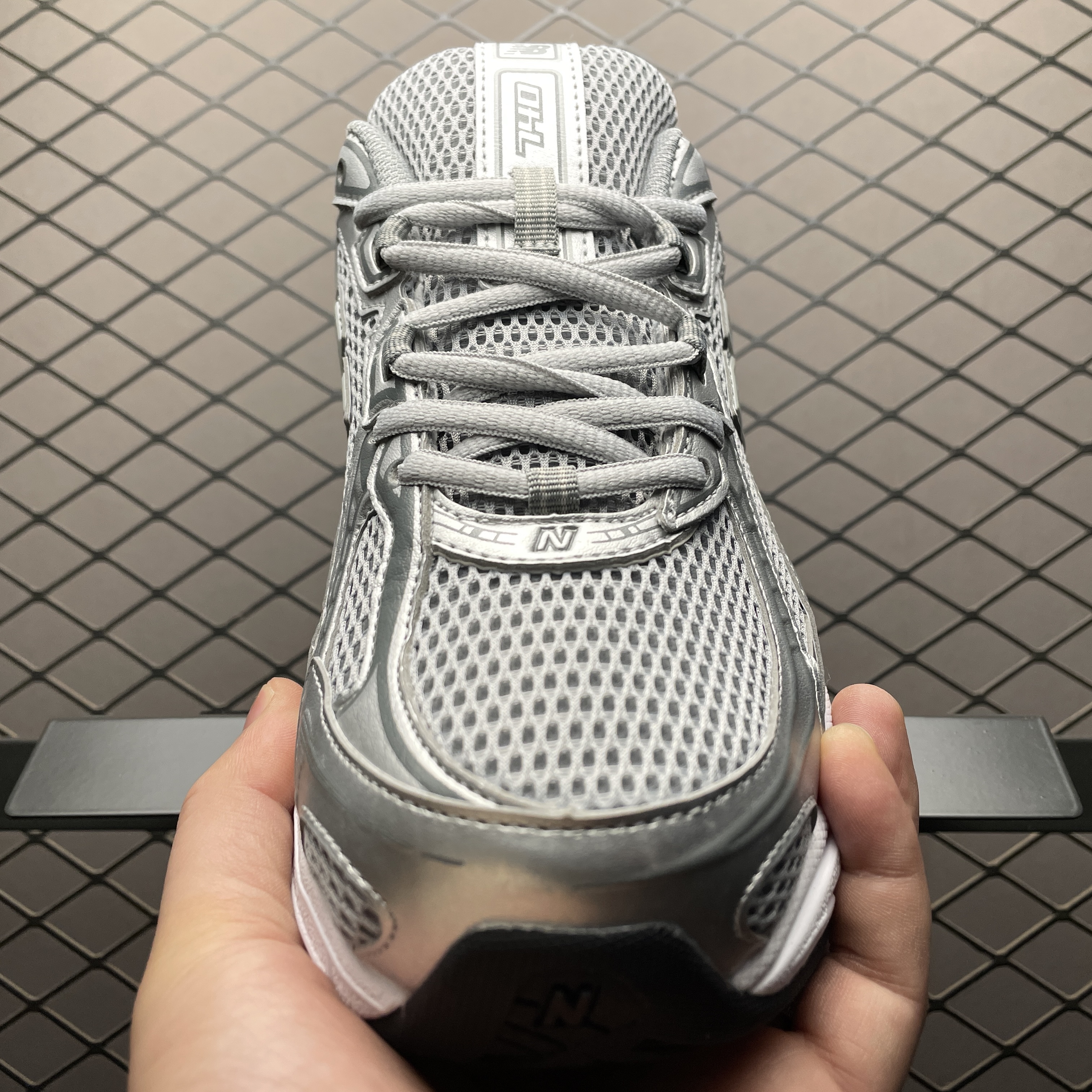 New Balance Unisex U740SG2 (U740SG2)