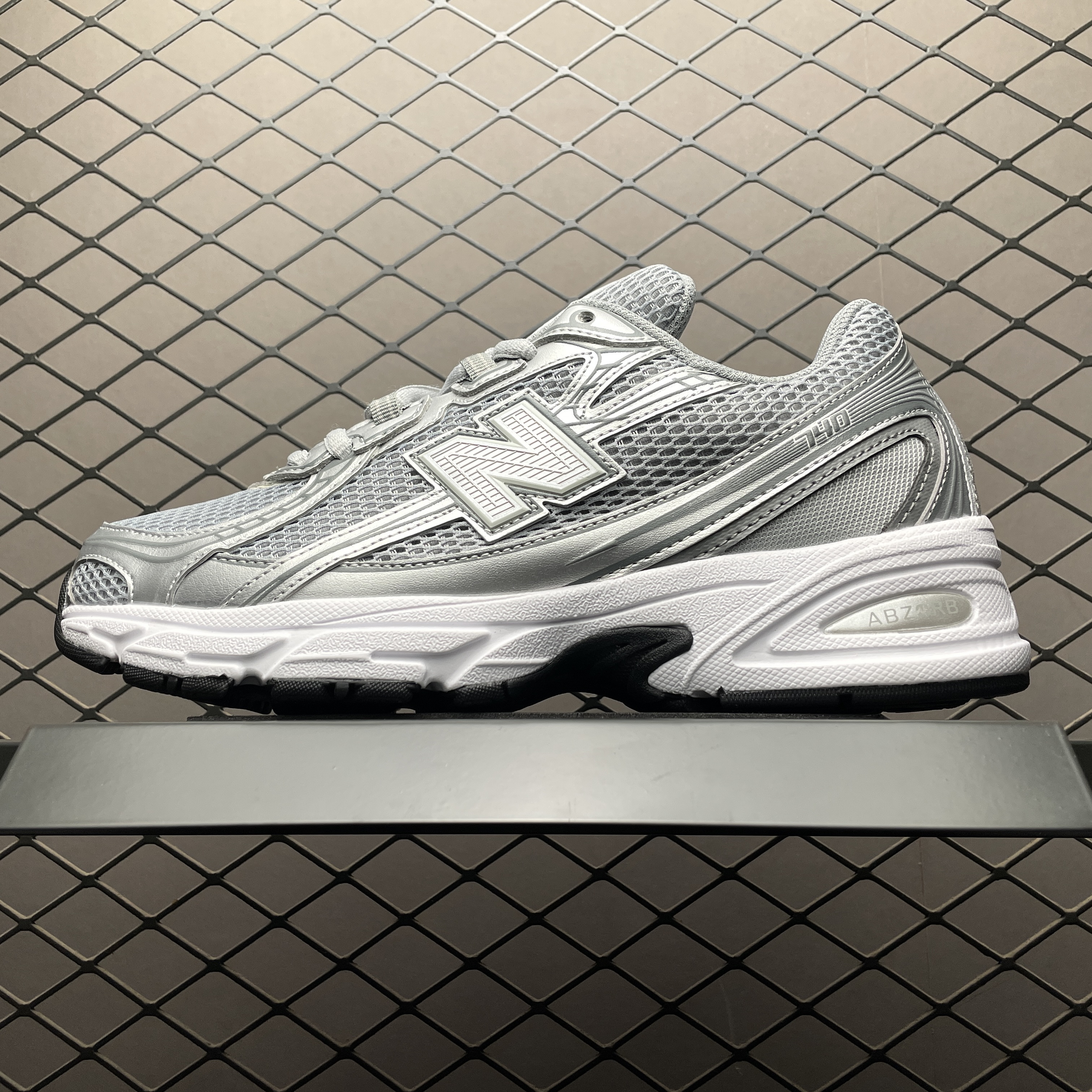 New Balance Unisex U740SG2 (U740SG2)