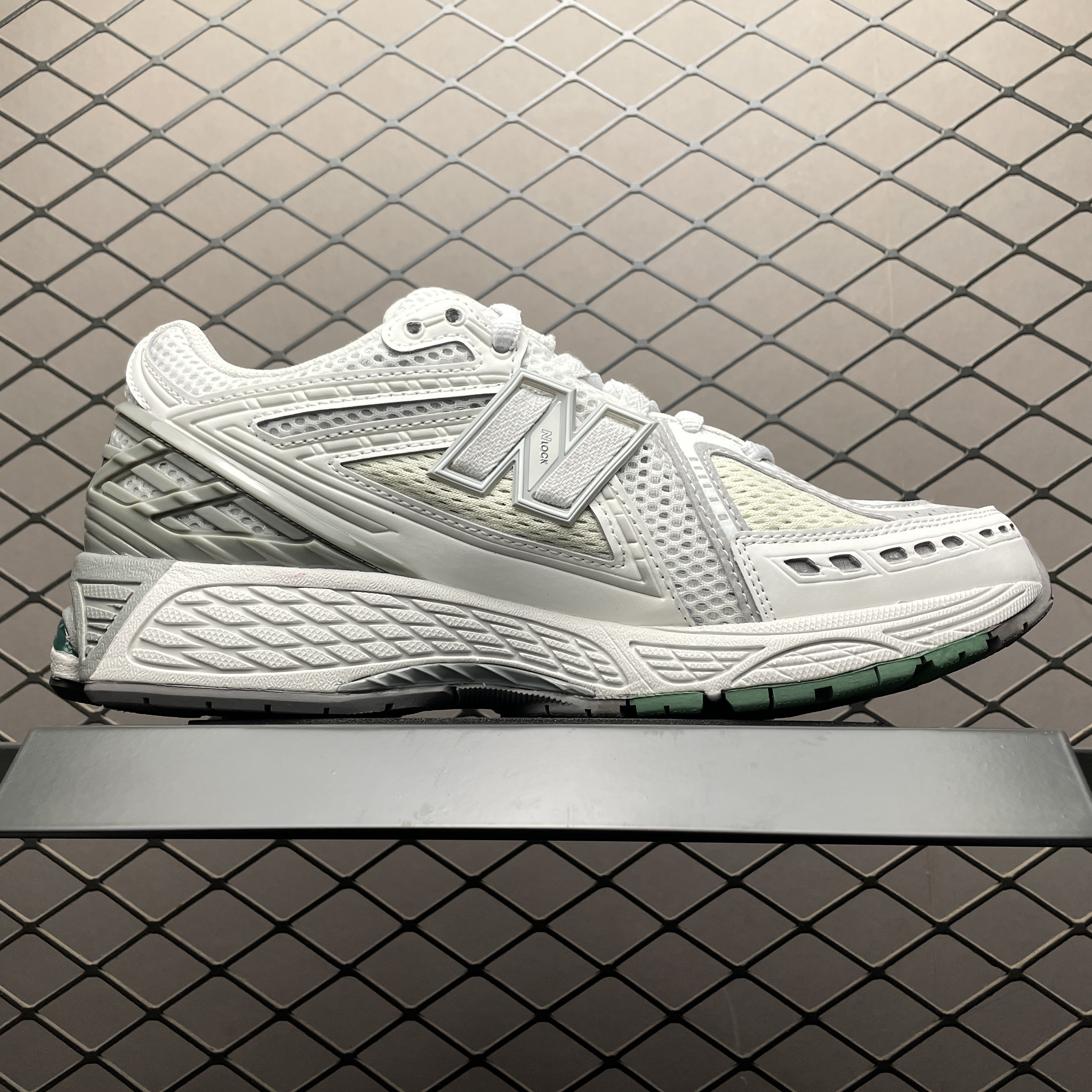 New Balance 1906R 'China Smu' ( M1906RGP）