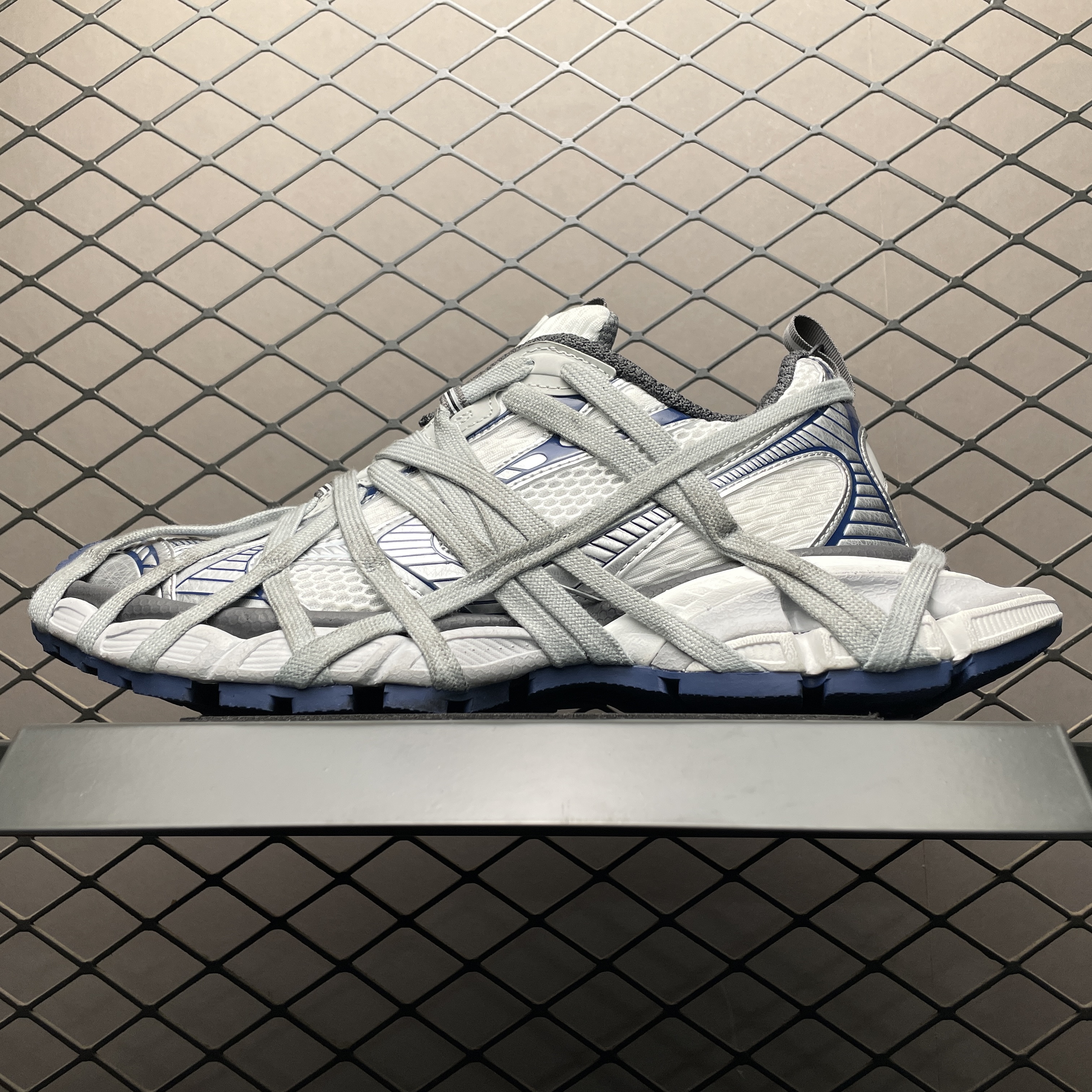 Balenciaga 3xl Extreme Lace White / Grey（778698W3XLL9114）