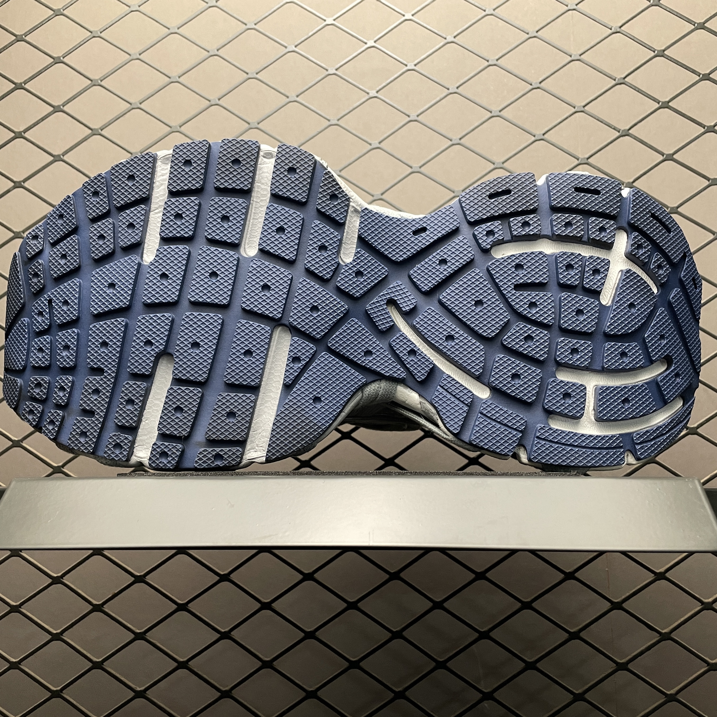 Balenciaga 3xl Extreme Lace White / Grey（778698W3XLL9114）