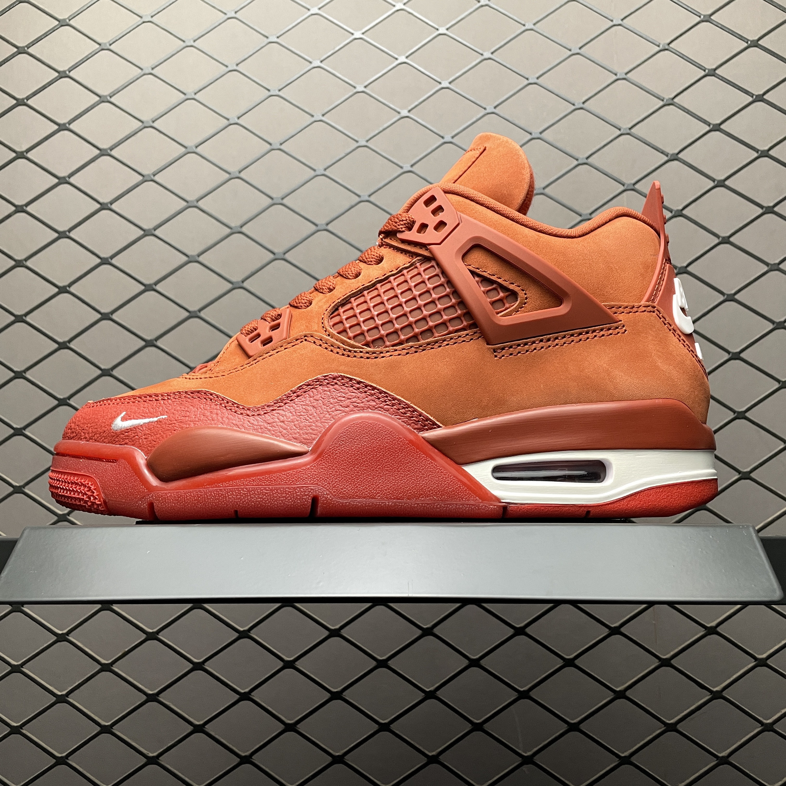 Nigel Sylvester × Nike Air Jordan 4 Retro OG "Brick By Brick"（HF4340-800）