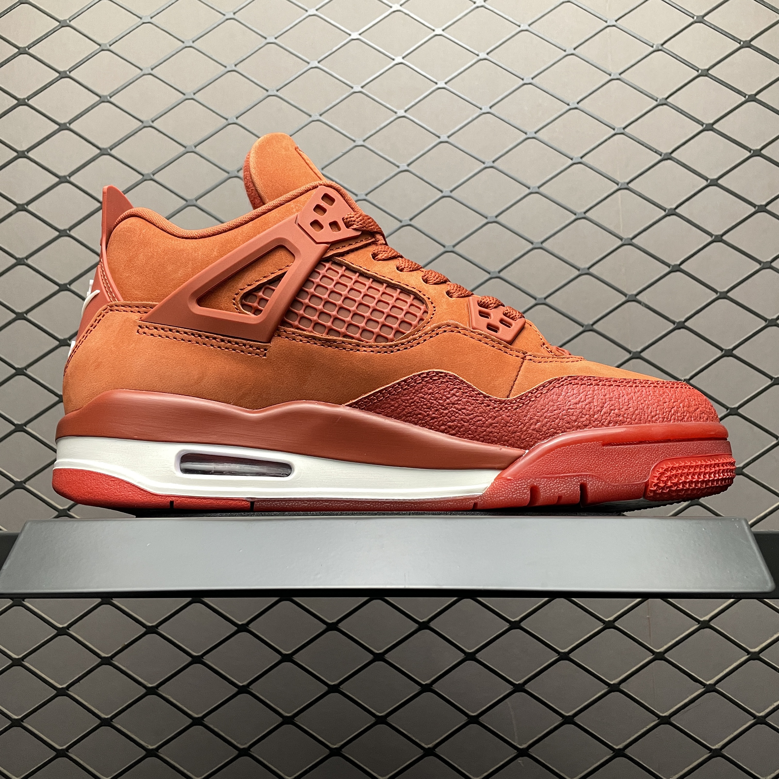 Nigel Sylvester × Nike Air Jordan 4 Retro OG "Brick By Brick"（HF4340-800）