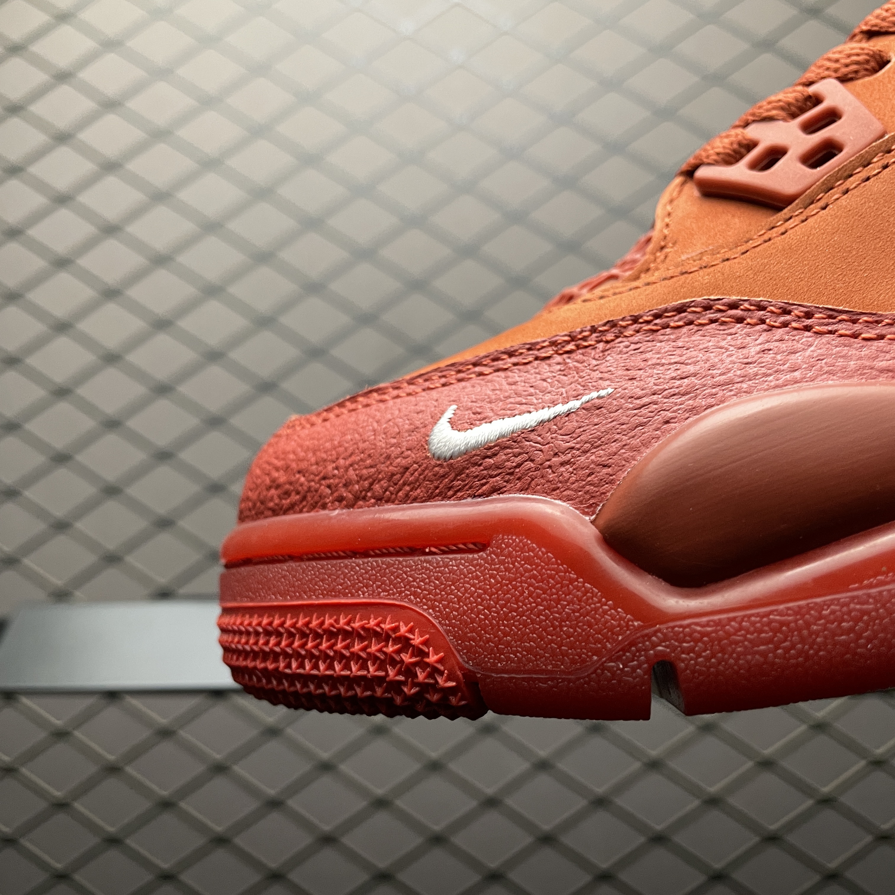 Nigel Sylvester × Nike Air Jordan 4 Retro OG "Brick By Brick"（HF4340-800）