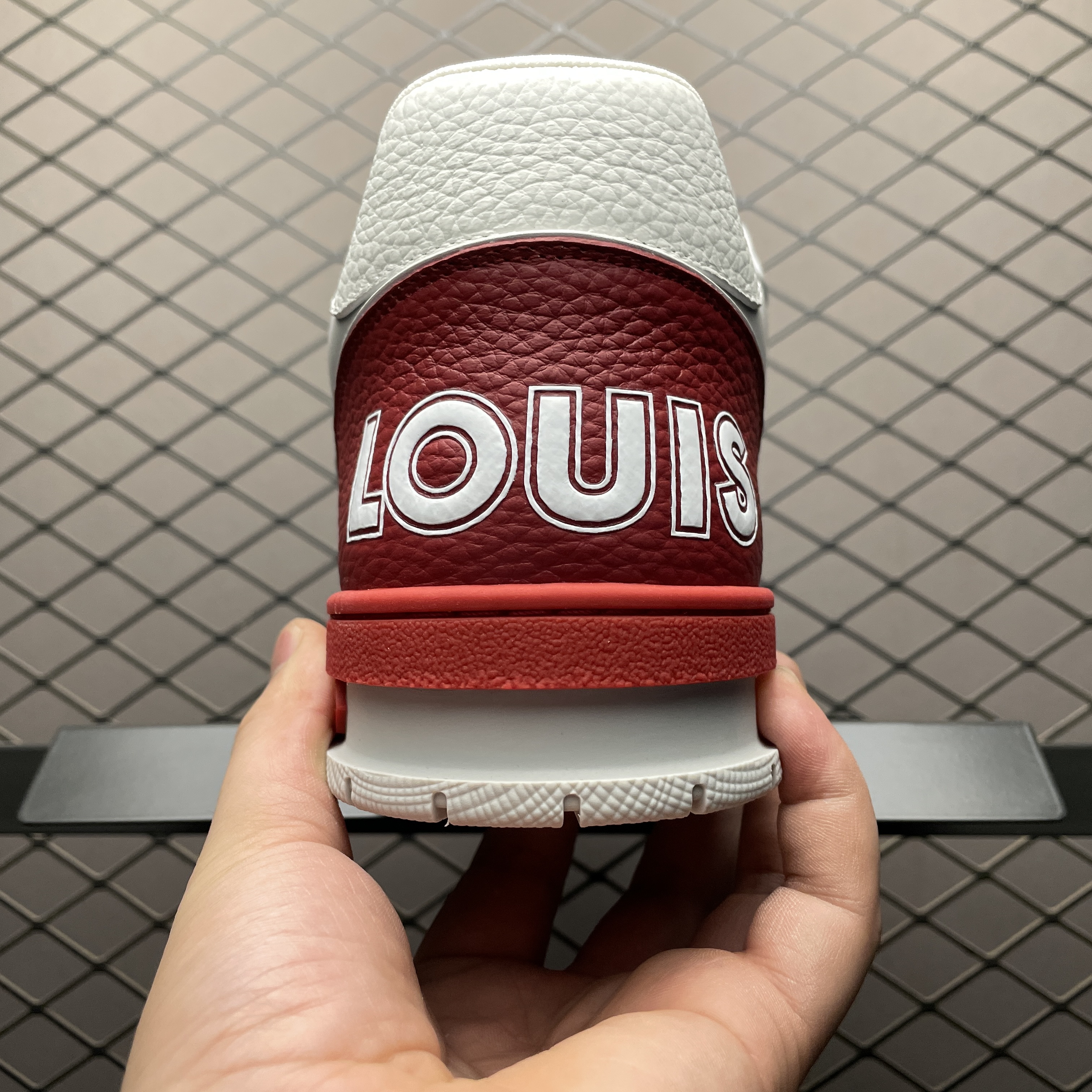 Louis Vuitton LV Trainer Sneaker（1AHTCD）