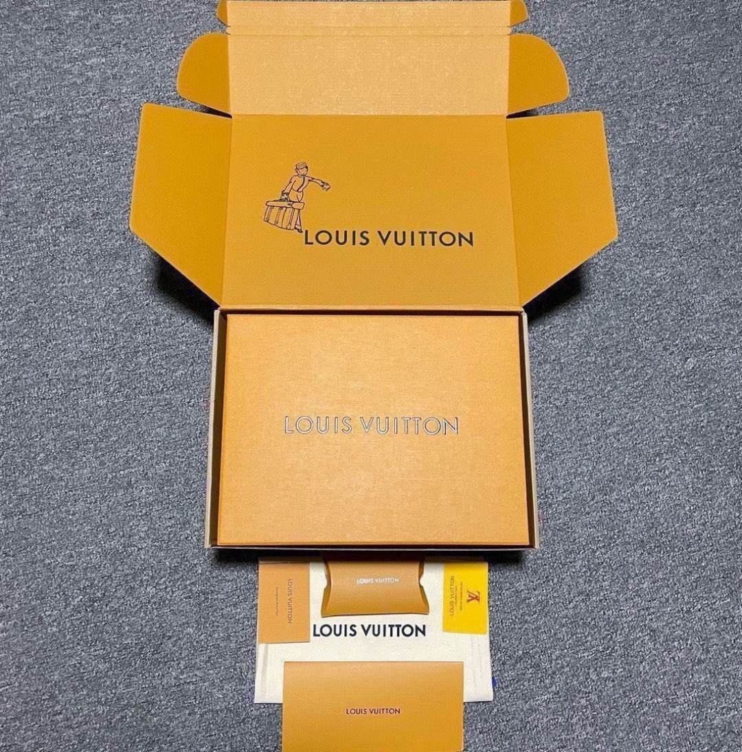 Louis Vuitton LV Trainer Sneaker（1AHTBP）
