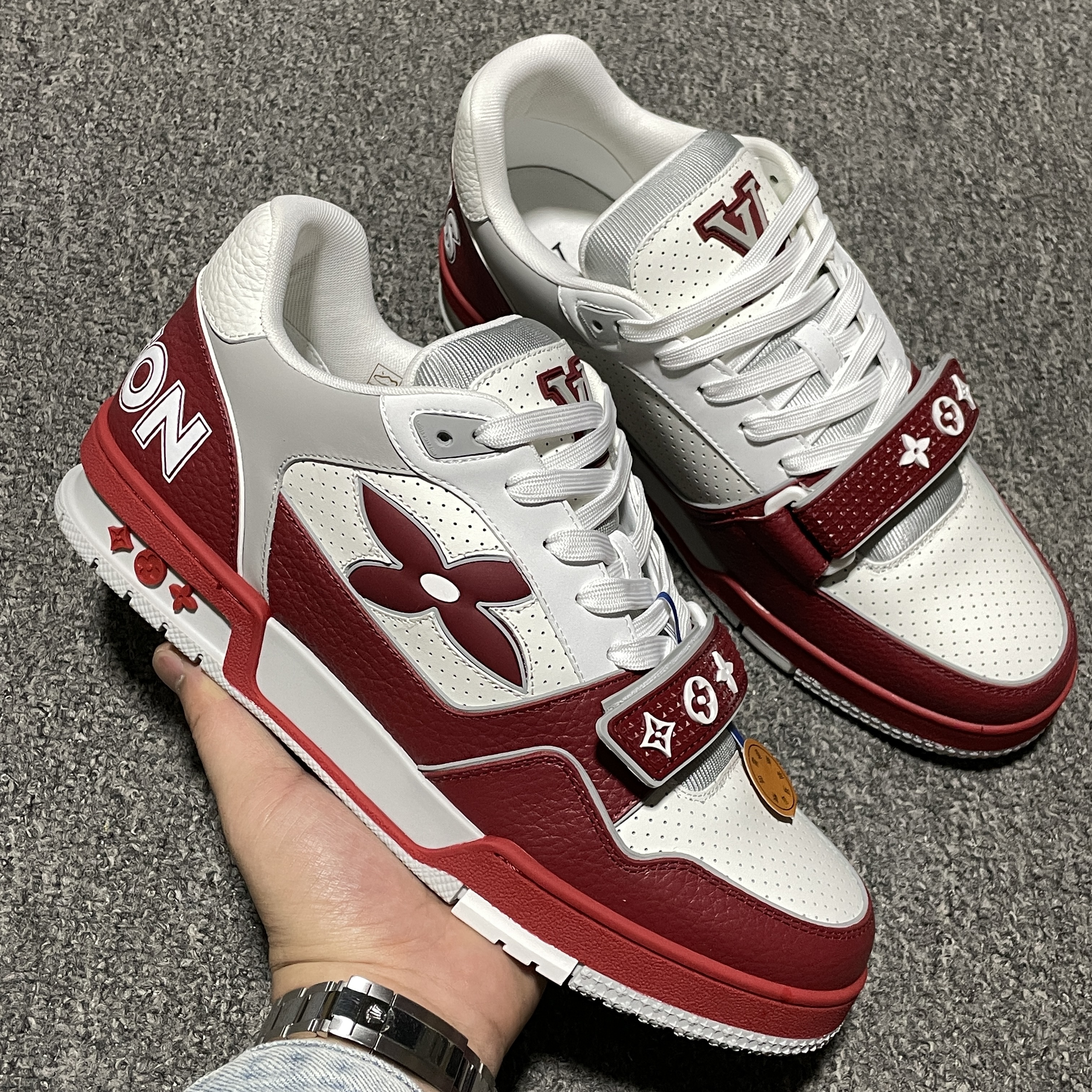 Louis Vuitton LV Trainer Sneaker（1AHTCD）