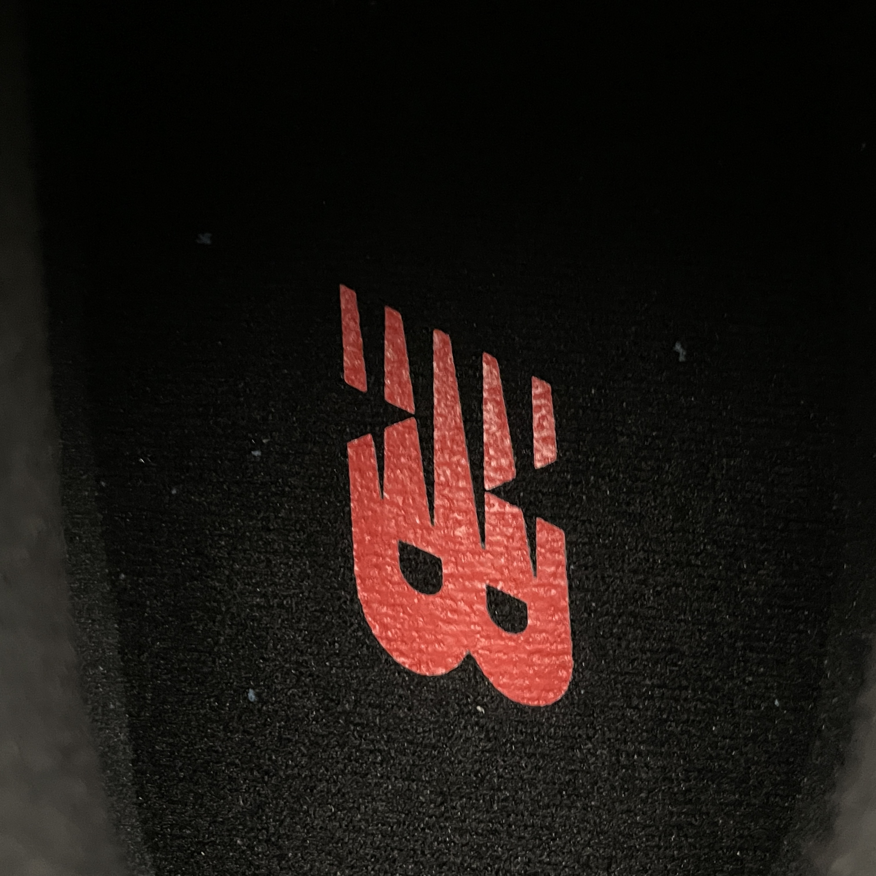 New Balance 9060 Black Red Gradient (U9060IDZ)