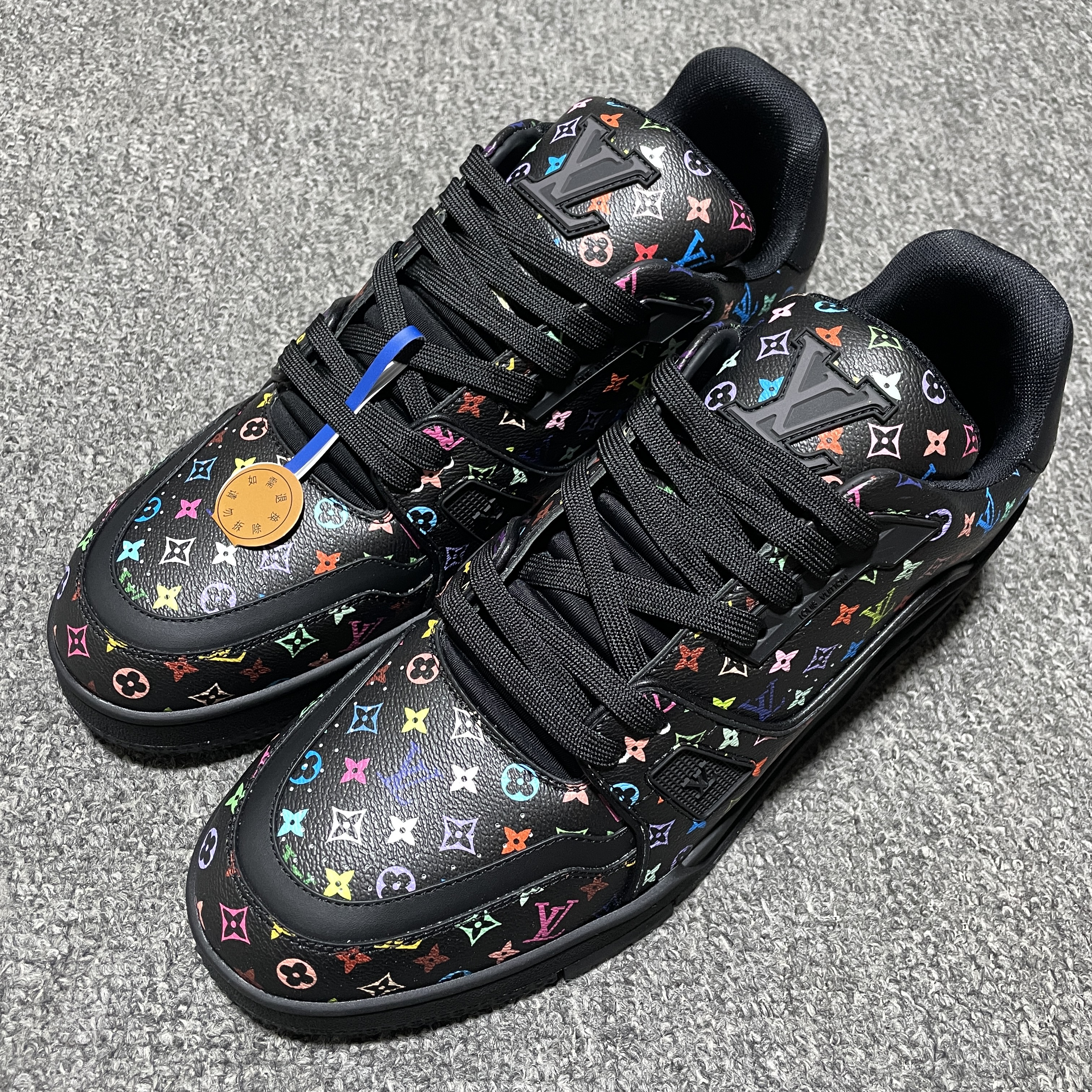 Louis Vuitton LV Trainer Sneaker（1AHEKZ）