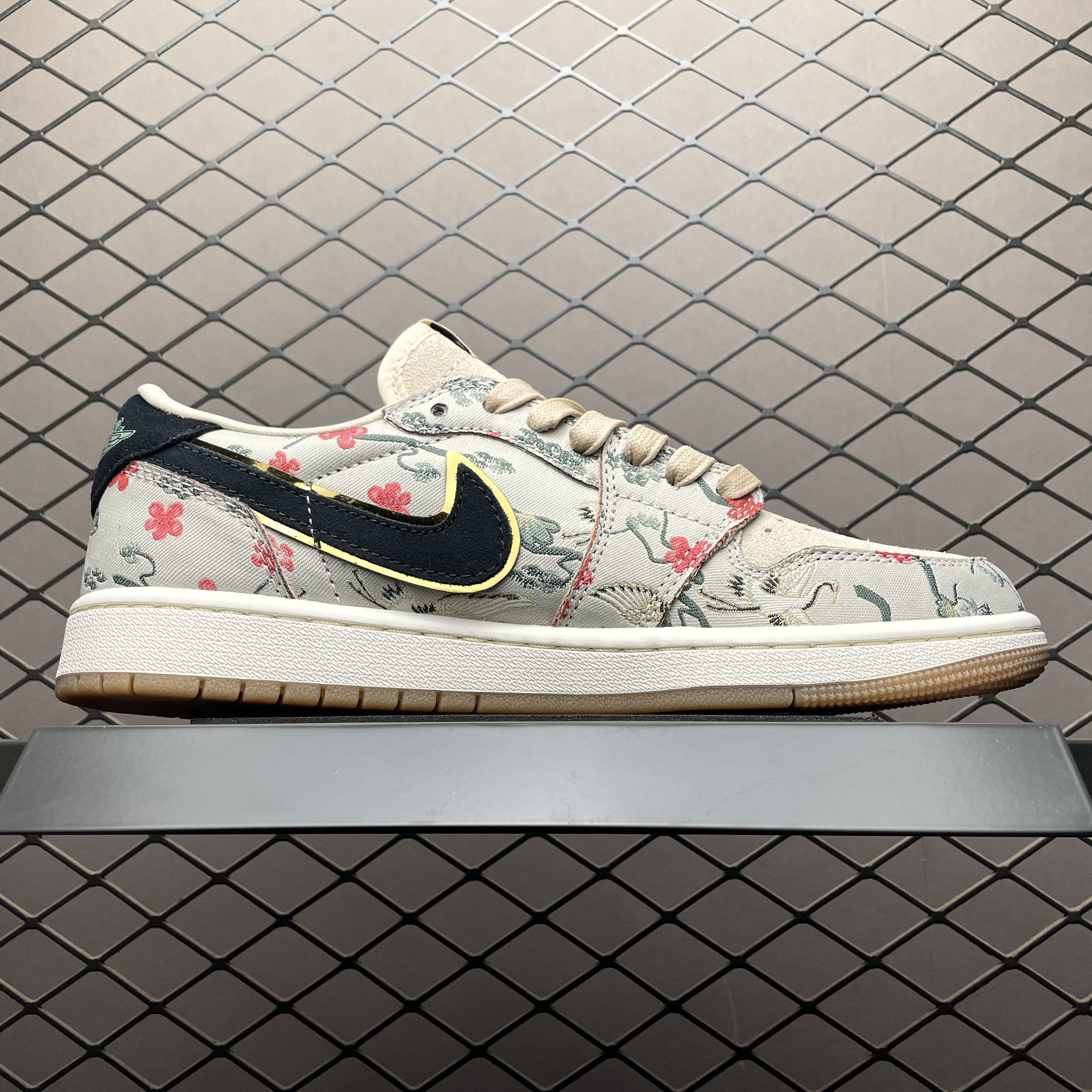 Rui Hachimura × Nike Air Jordan 1 Retro Low OG SP "Cranes"（HV8293-100）