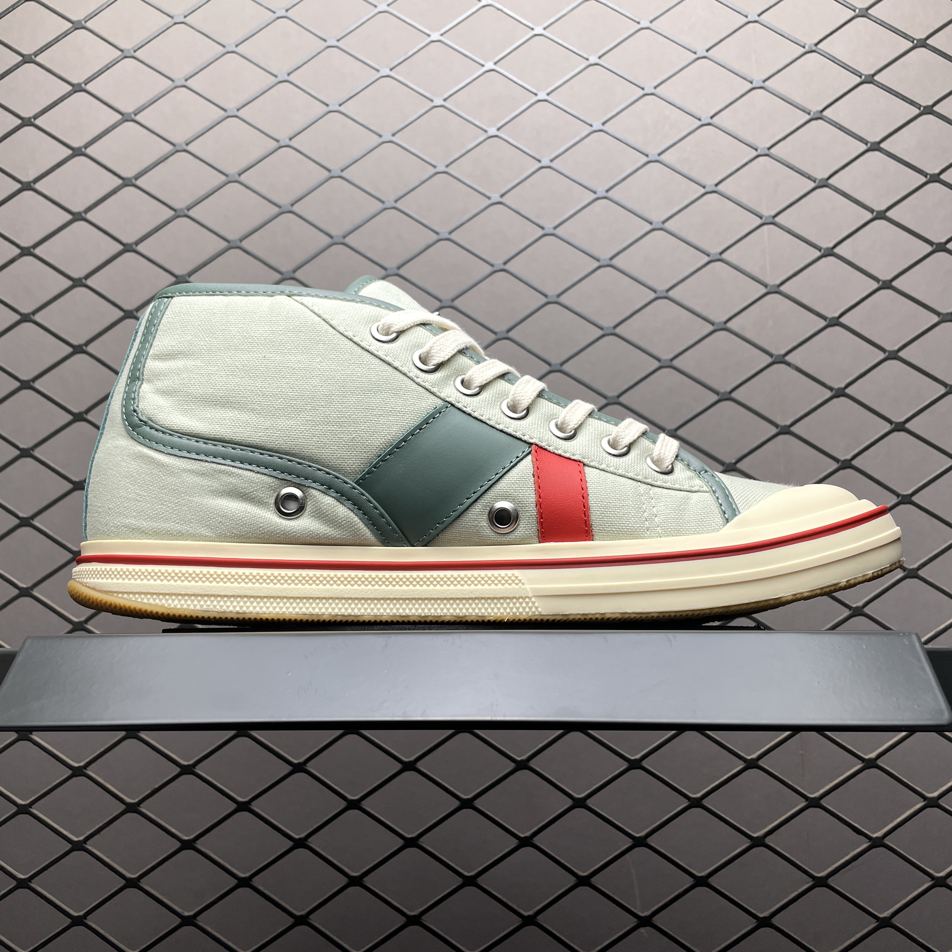 Bottega Veneta® Men's Eliot Sneaker (827556V5JG13030)