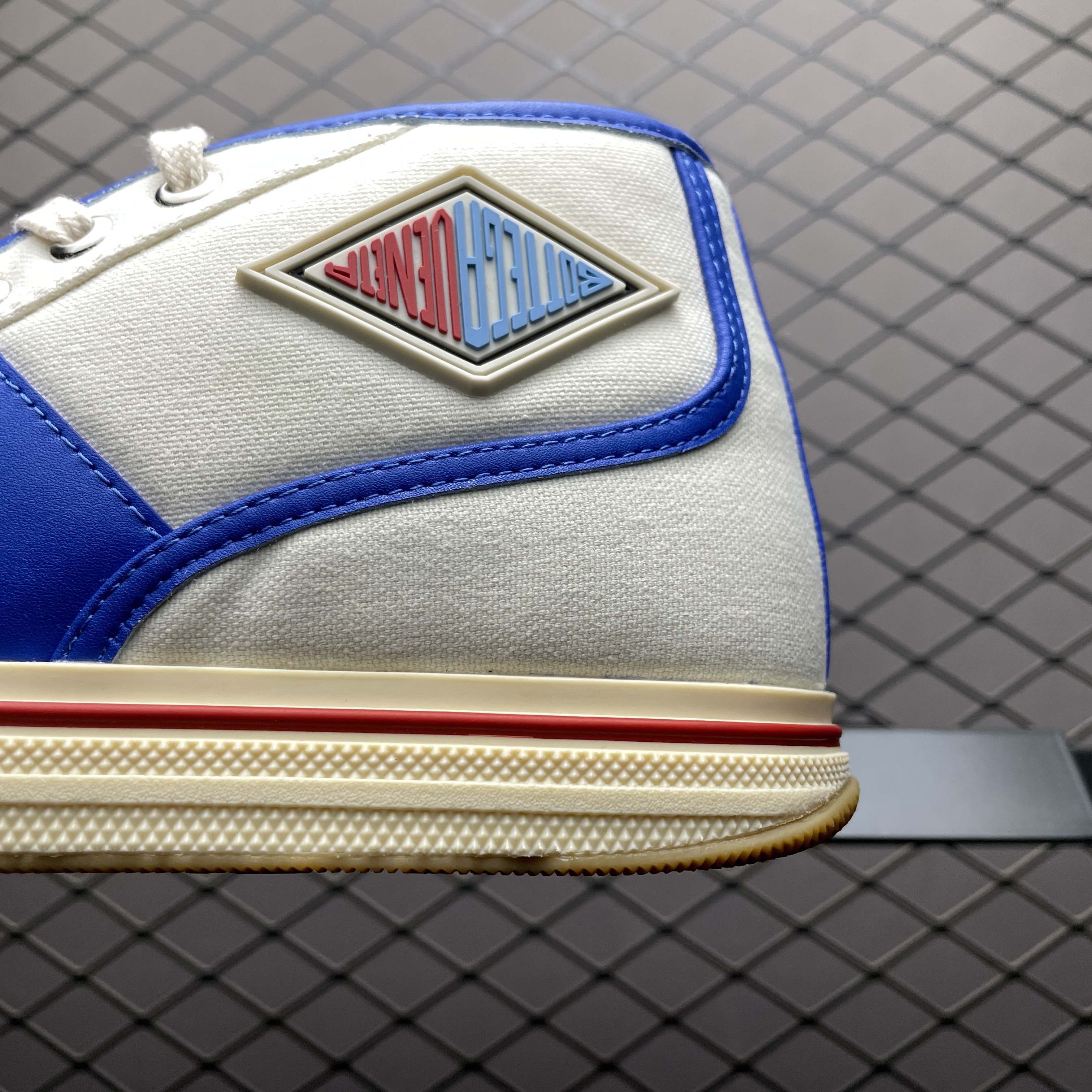 Bottega Veneta® Men's Eliot Sneaker (827556V5JG19643)