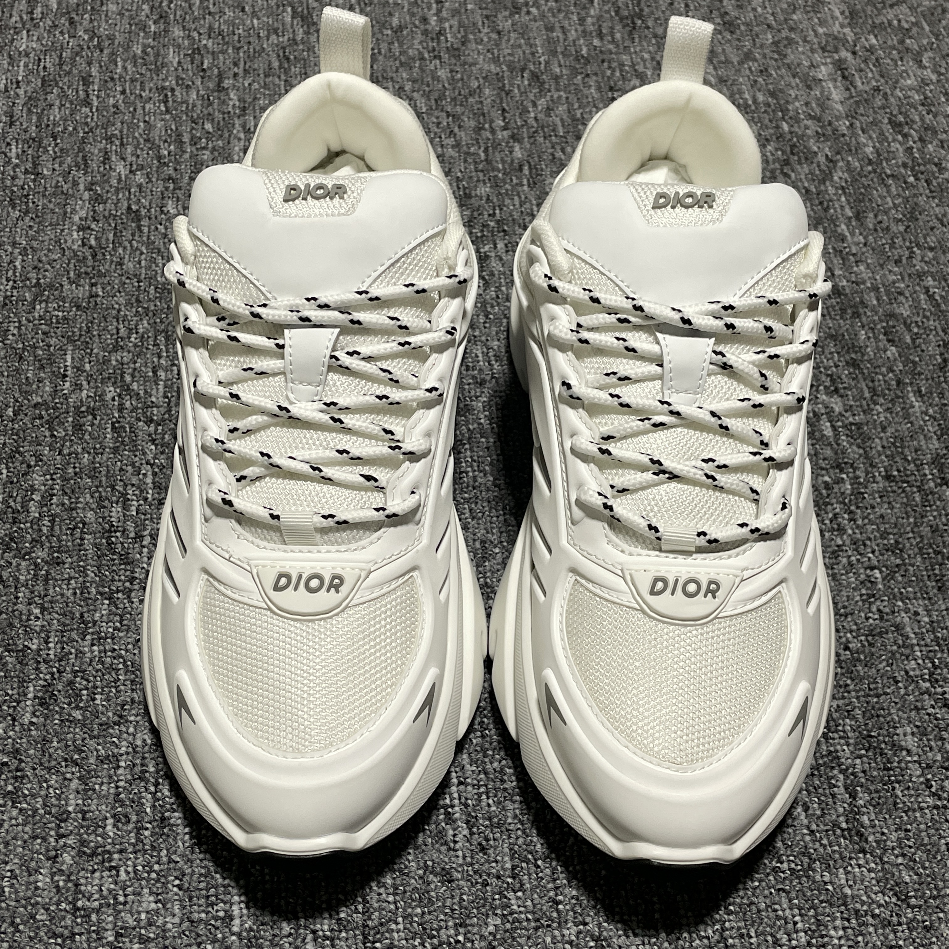 Dior B44 Blade Sneaker "White"（3SN306ZZY_H080）