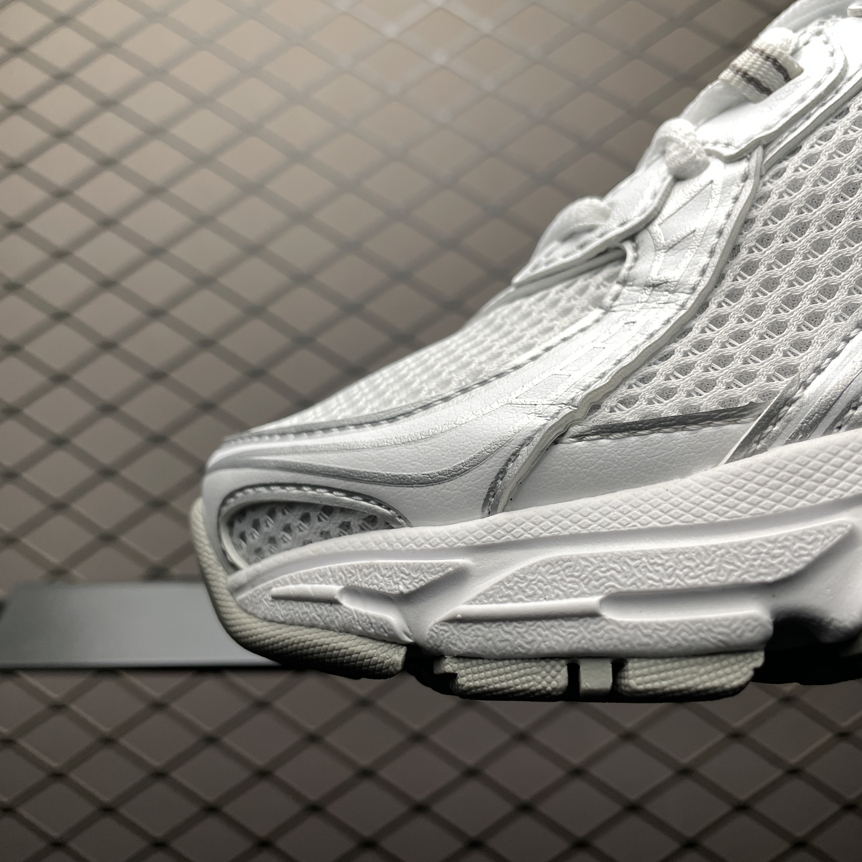 New Balance 740 "Triple White" (U740WM2）