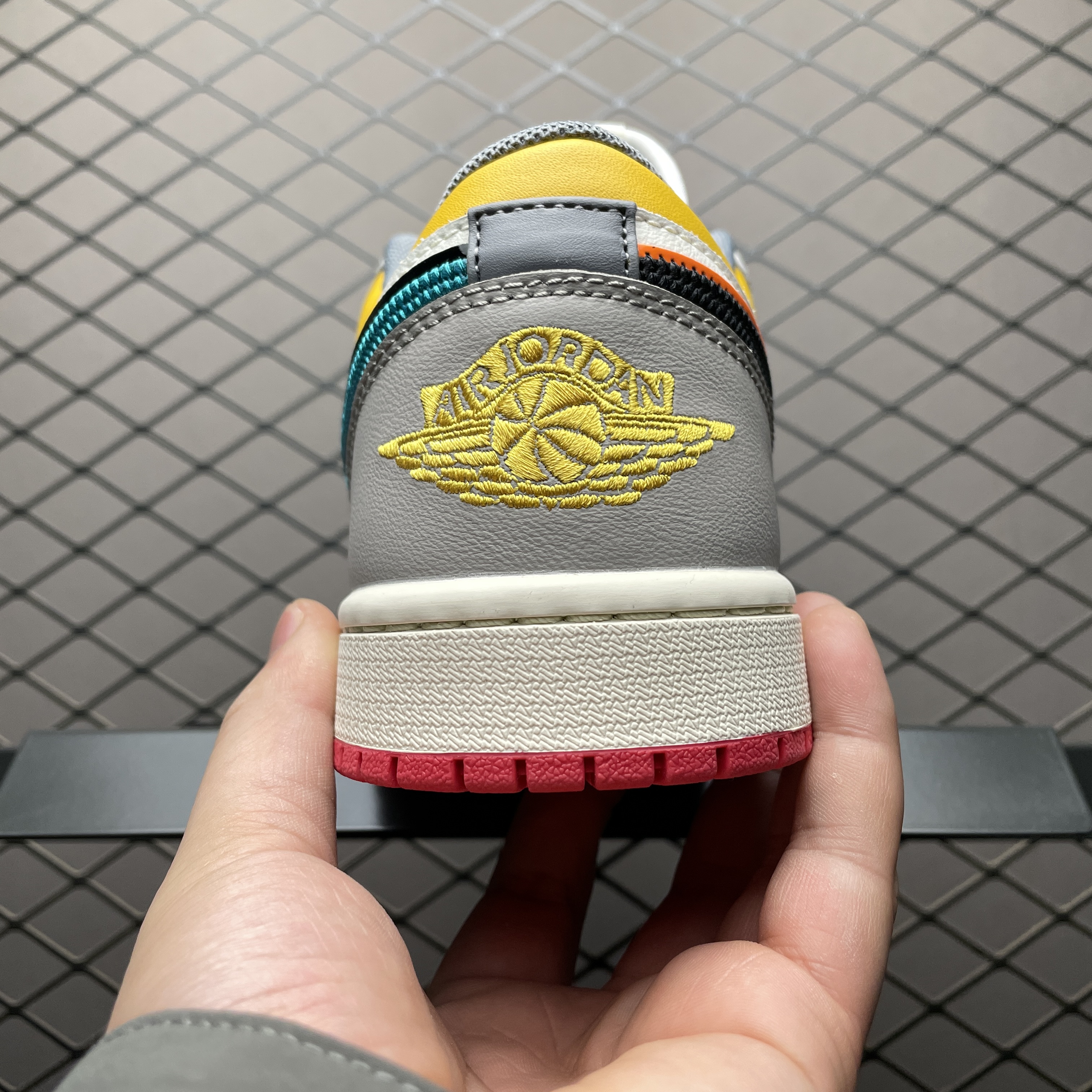 Nike Air Jordan 1 Low PRM "Sail/Cashmere/College Grey/Brave Blue"（HV4511-133）