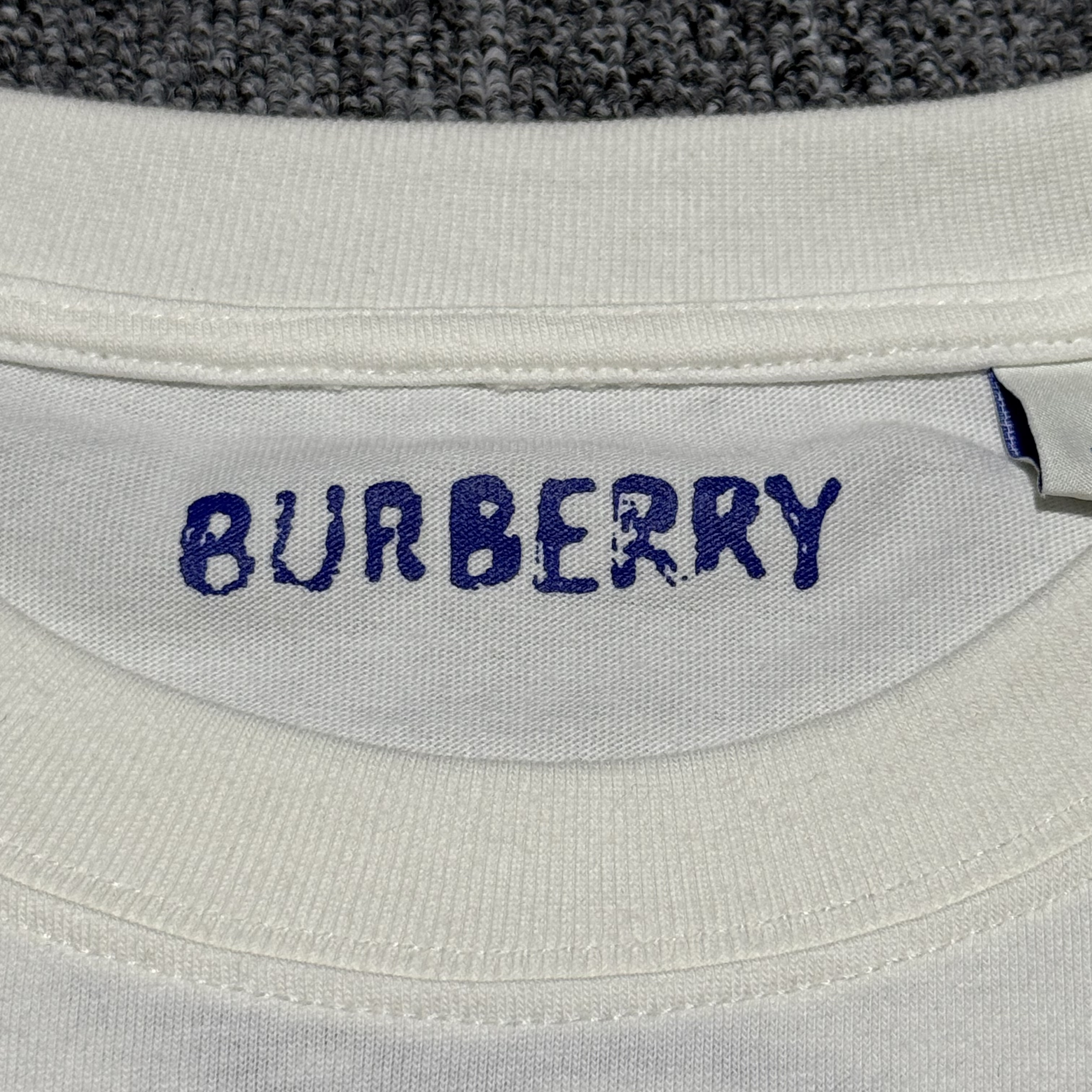 Burberry EKD Cotton T-shirt in Chalk（81067971）
