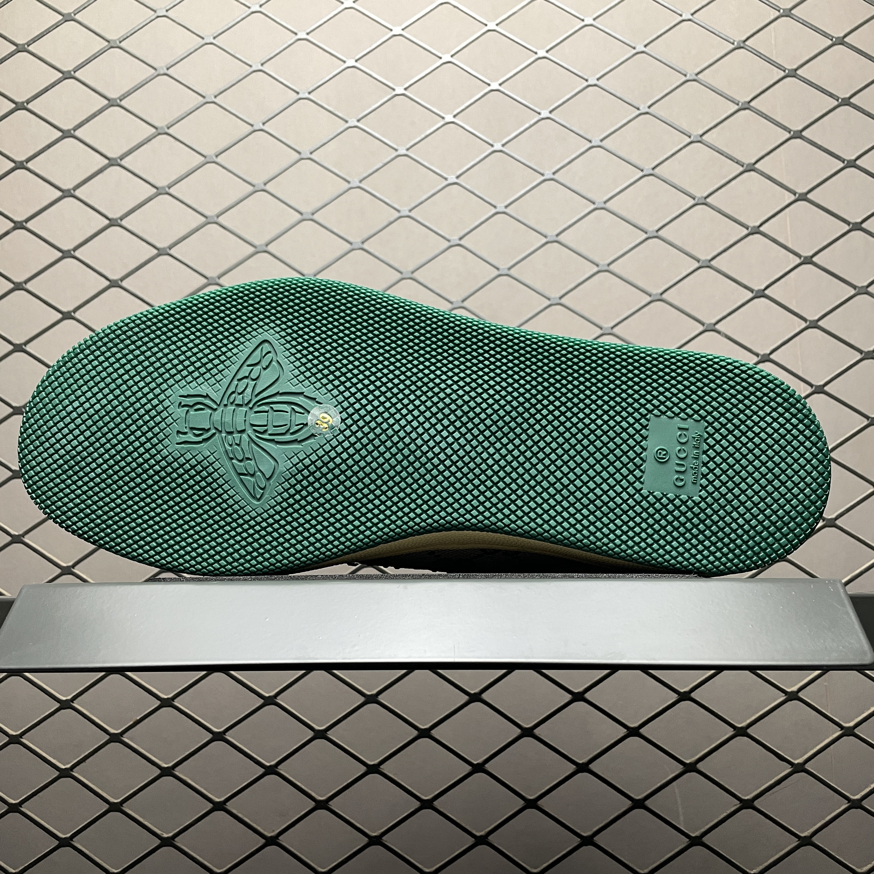 Gucci Screener sneakers for Women（812041AAEB29541）