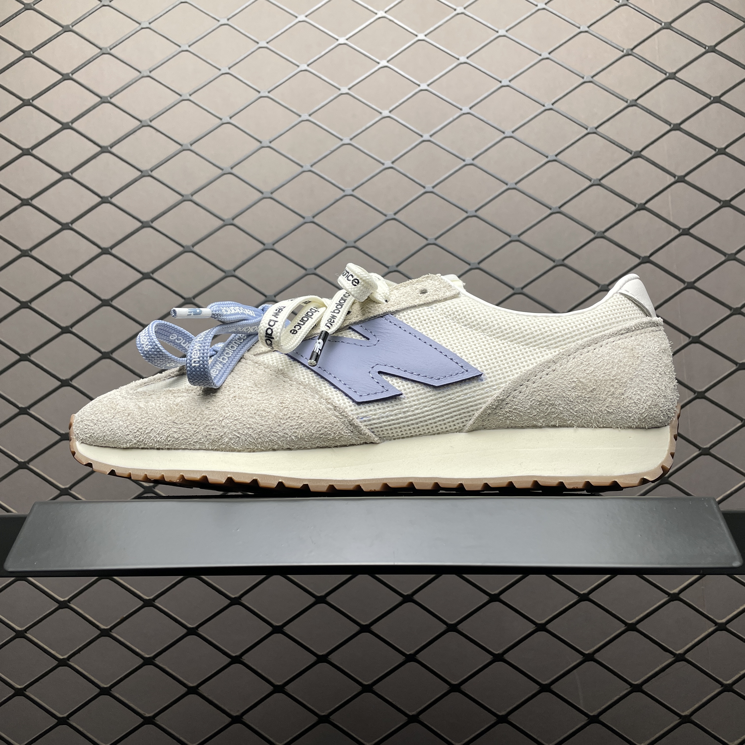 New Balance 471 "Timberwolf/Angora/Dusk Shower" (U471AA)