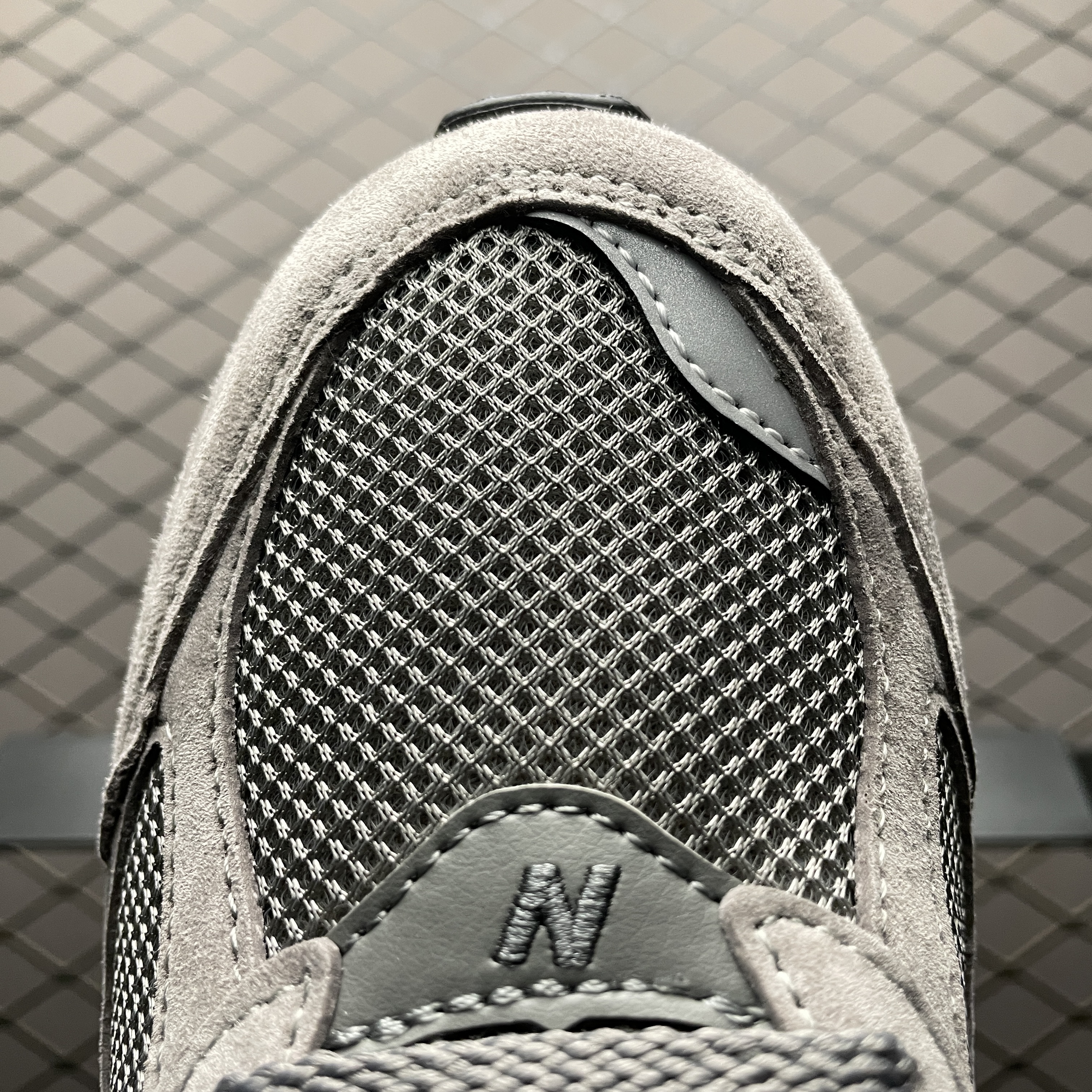 New Balance 2002R "Marblehead/Light Aluminum" (M2002RC)