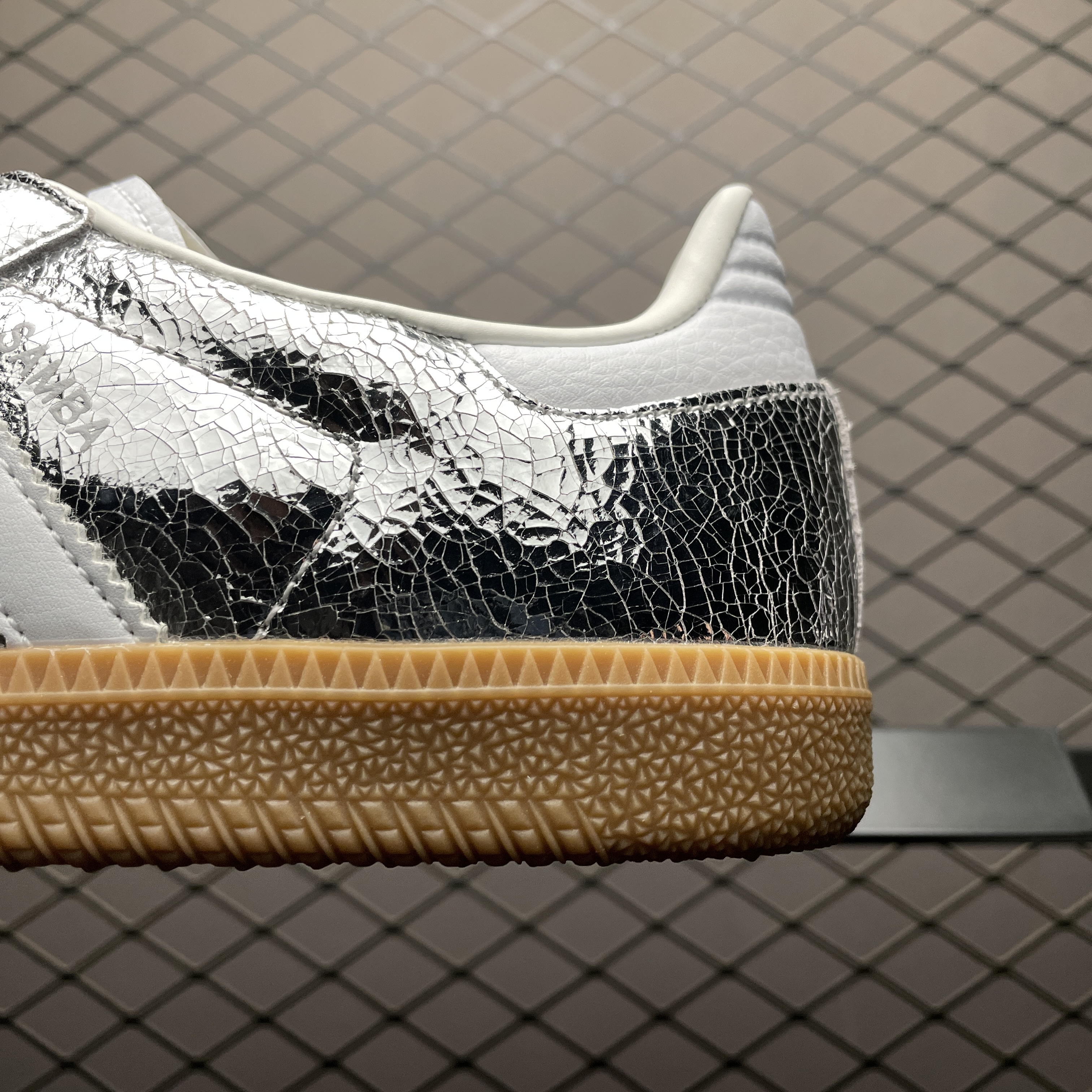 adidas Originals Samba "Silver Metallic"（KI5718）