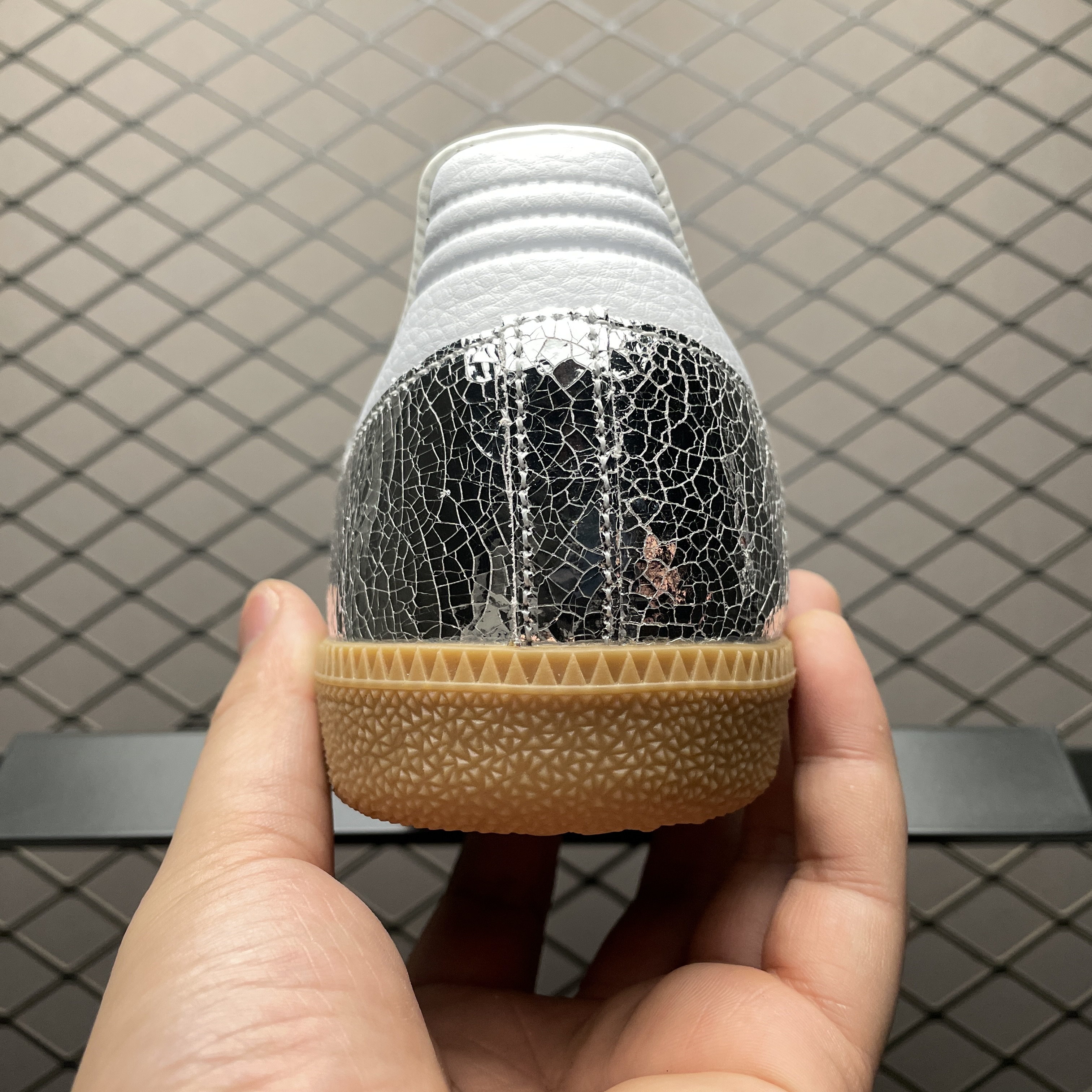 adidas Originals Samba "Silver Metallic"（KI5718）
