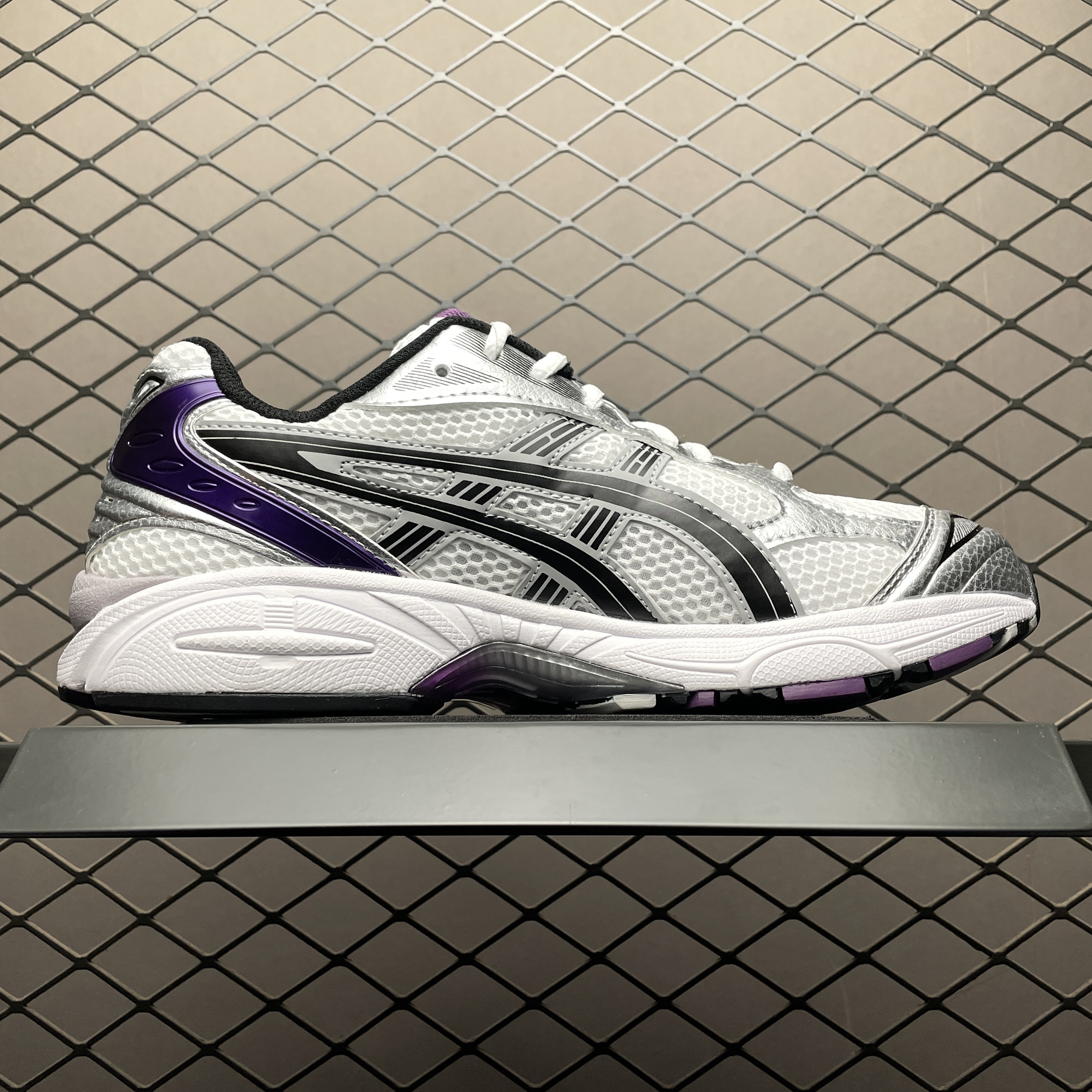 ASICS Gel-Kayano 14 'White Dark Grape'（1202A056-111）