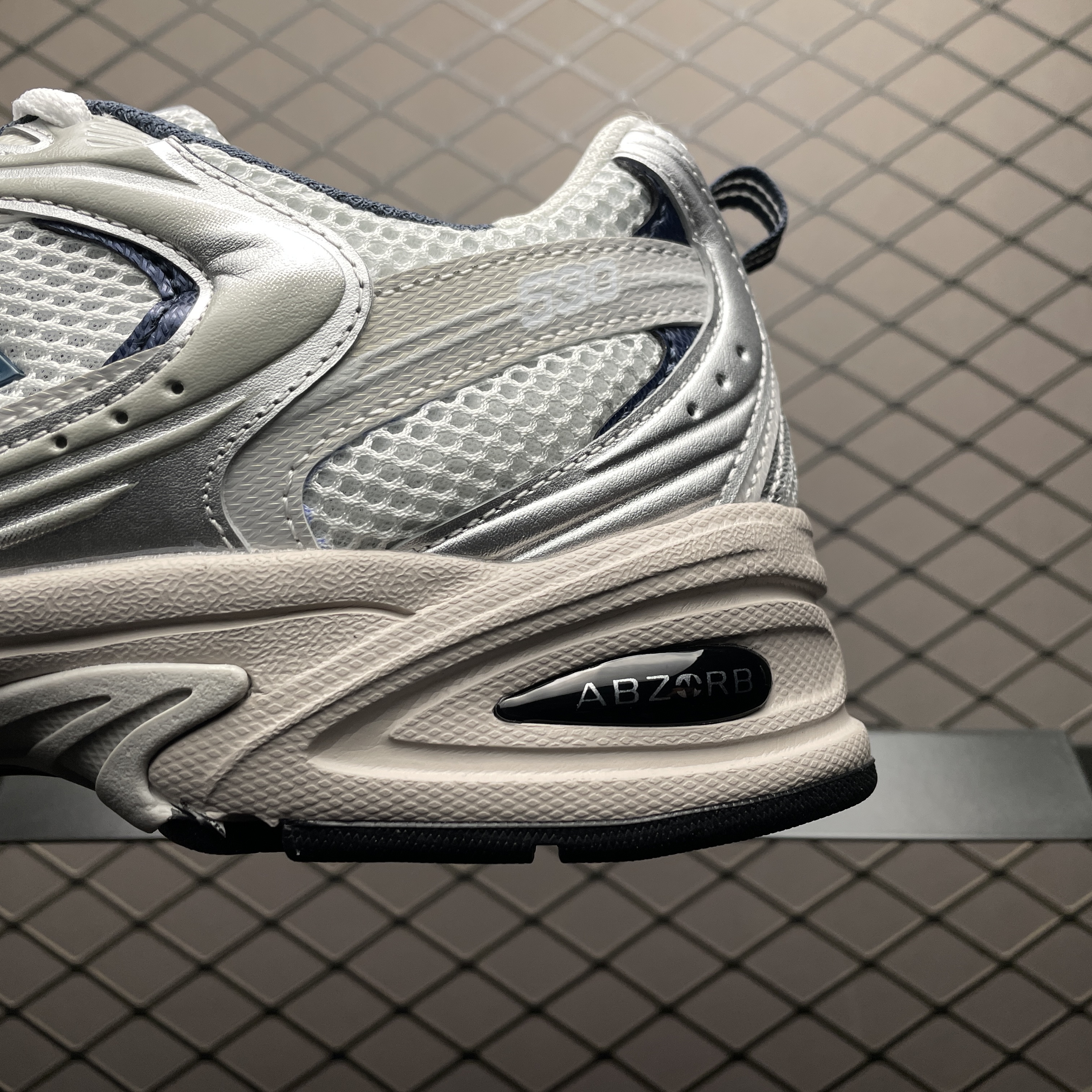 New Balance 530 "Silver Metallic" (MR530KA)