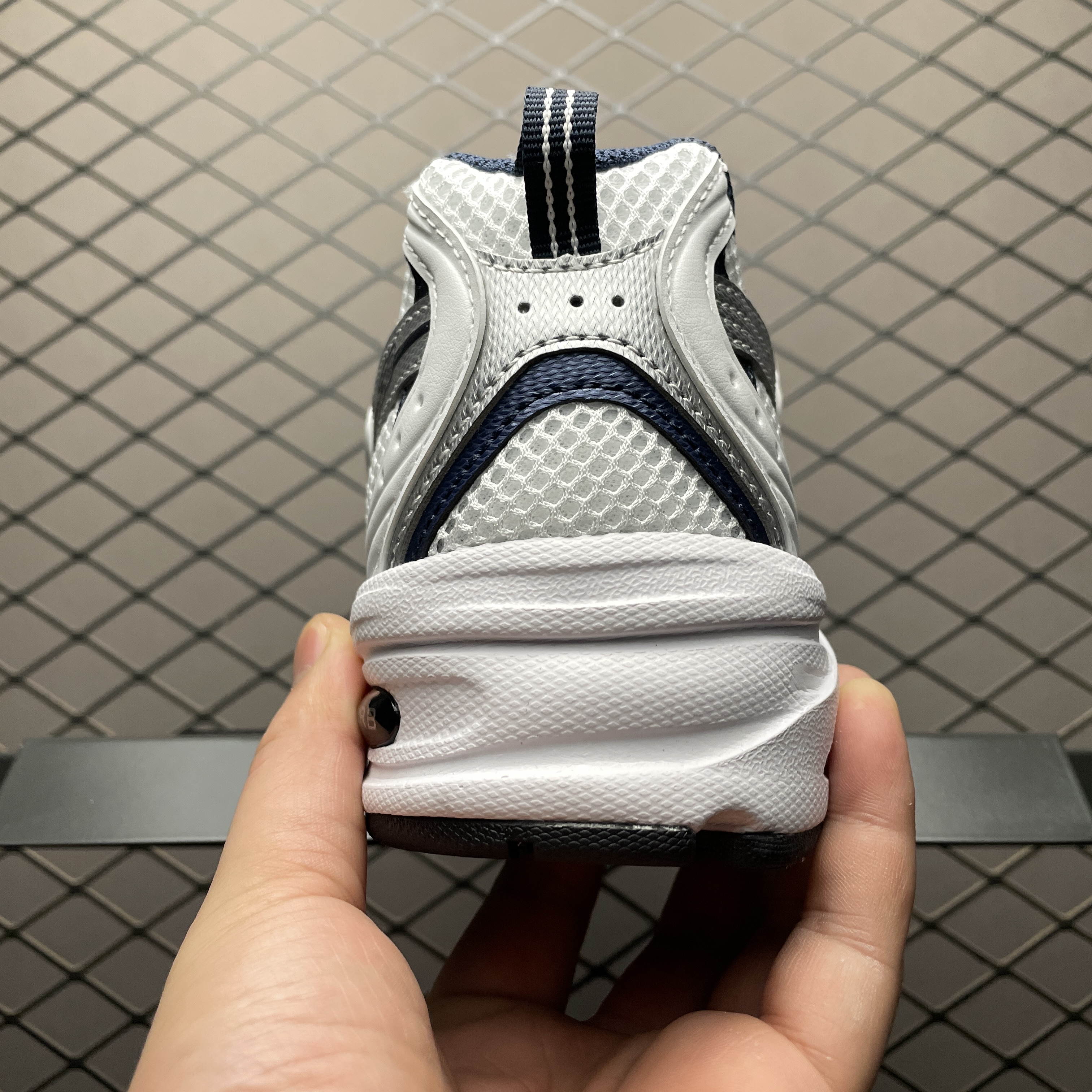 New Balance Women's MR530SG "White" (MR530SG)