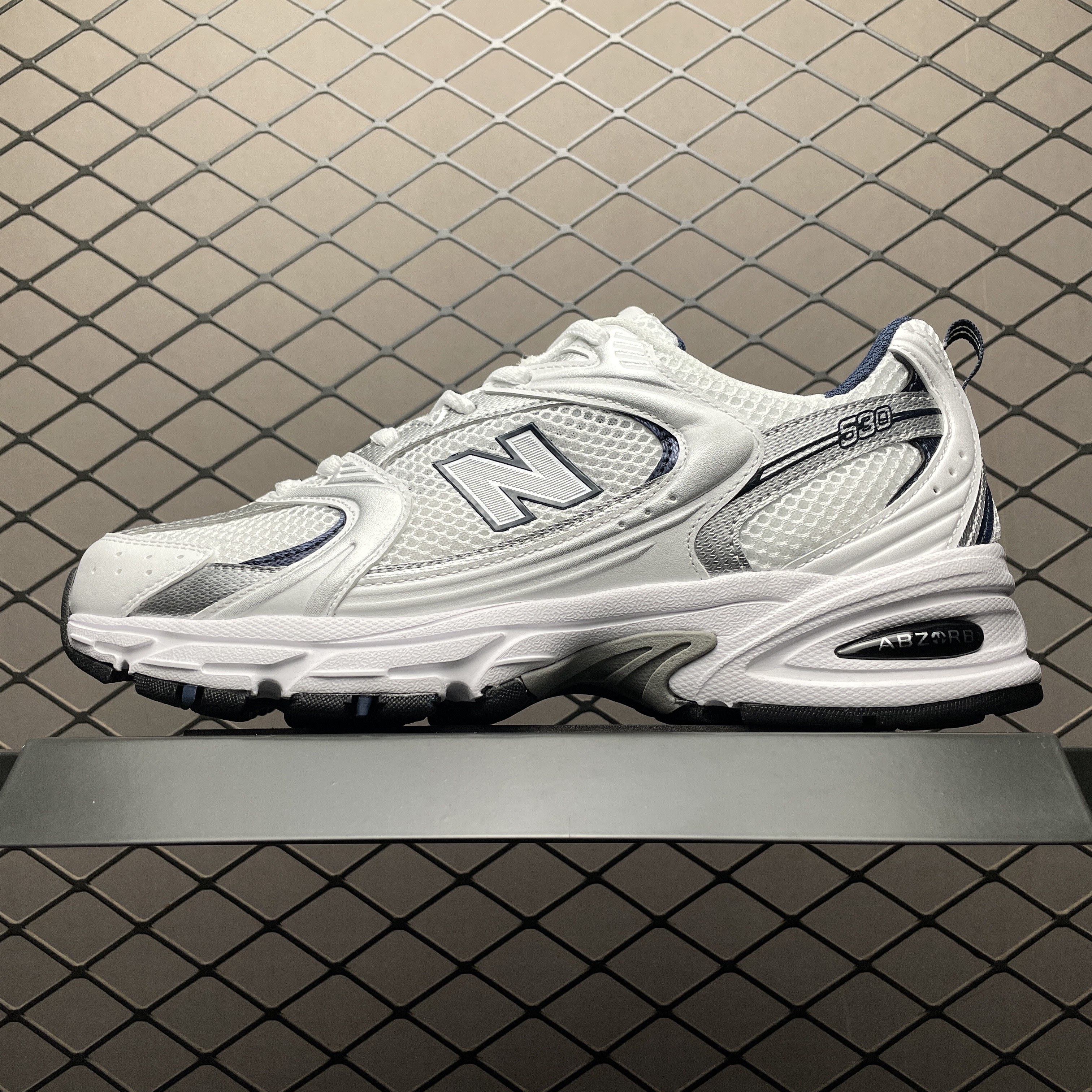 New Balance Women's MR530SG "White" (MR530SG)