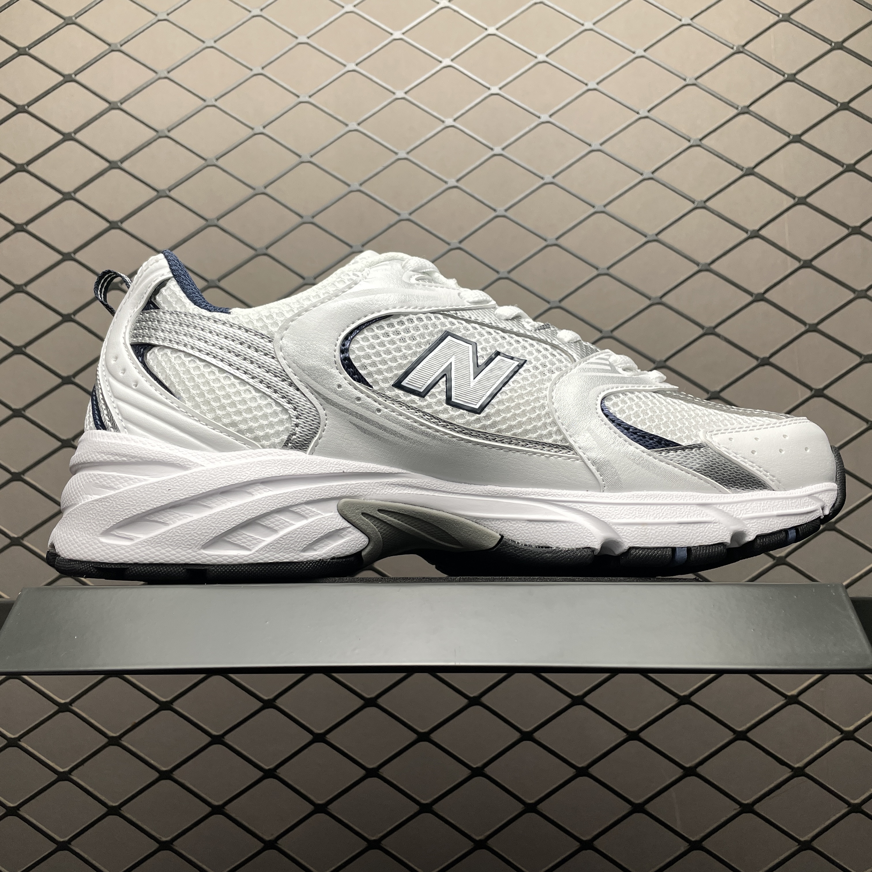 New Balance Women's MR530SG "White" (MR530SG)