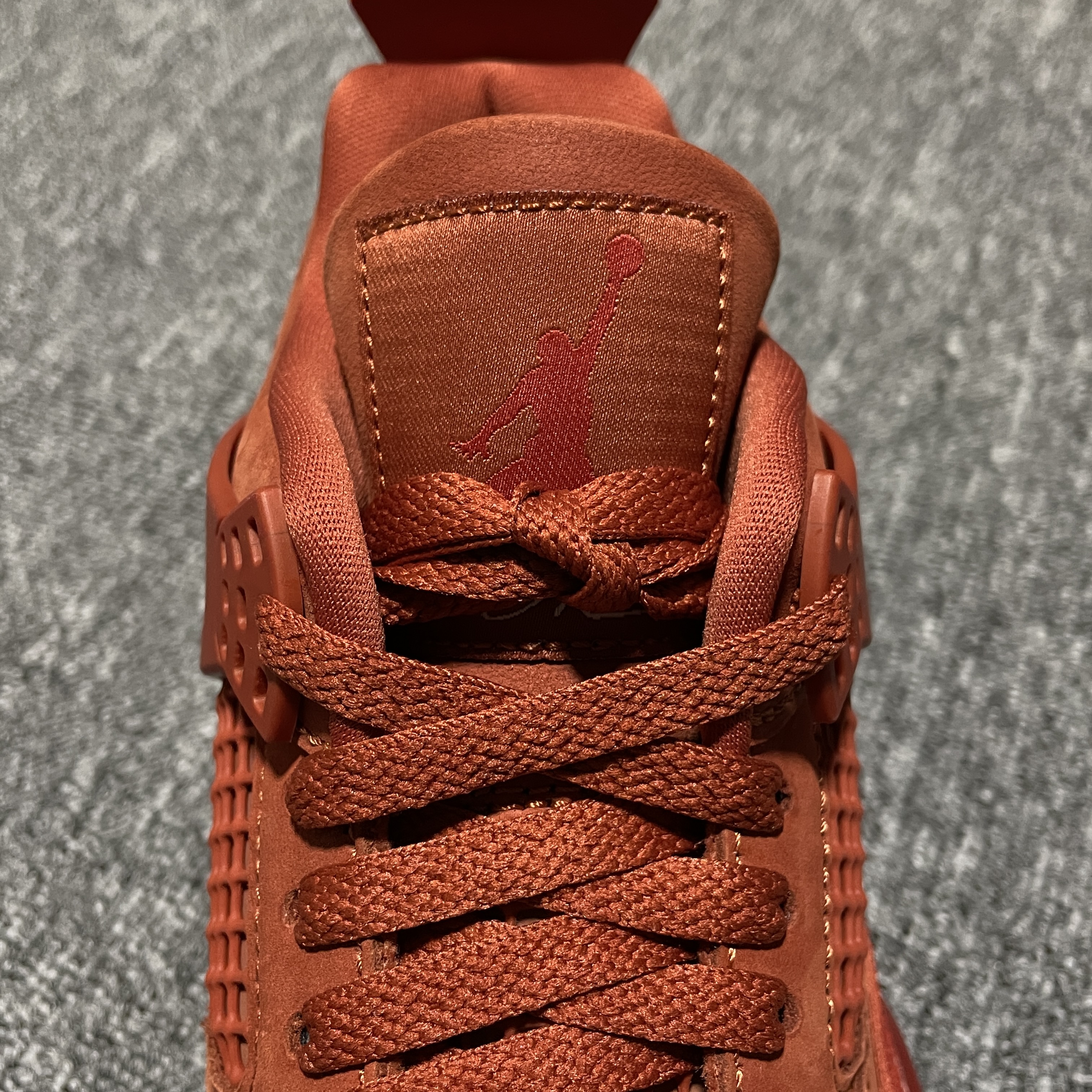 Nigel Sylvester × Nike Air Jordan 4 Retro OG "Brick By Brick"（HF4340-800）