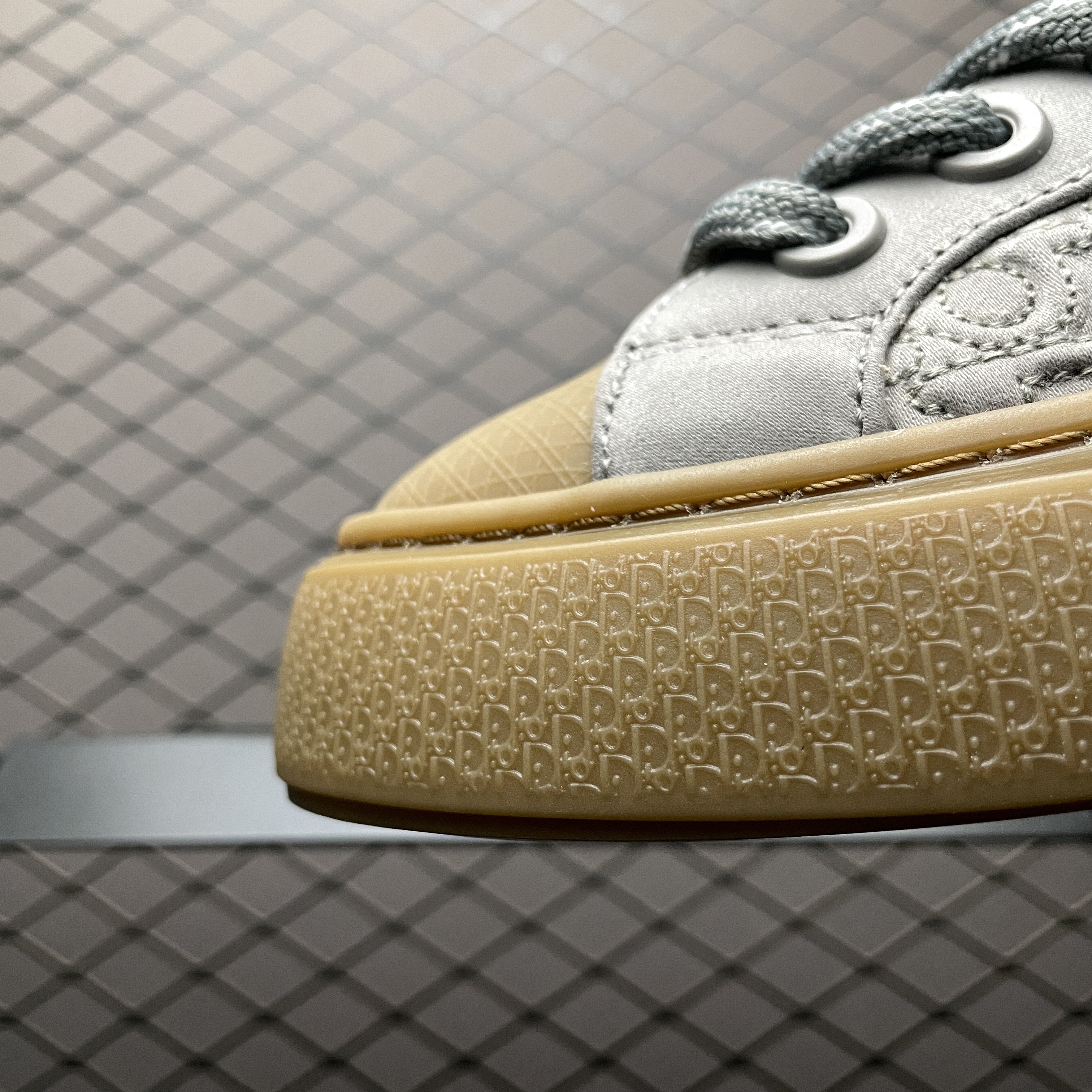 Dior x Stone Island B33 Sneaker Limited Edition "Gray"（3SN303ZAM_H812）