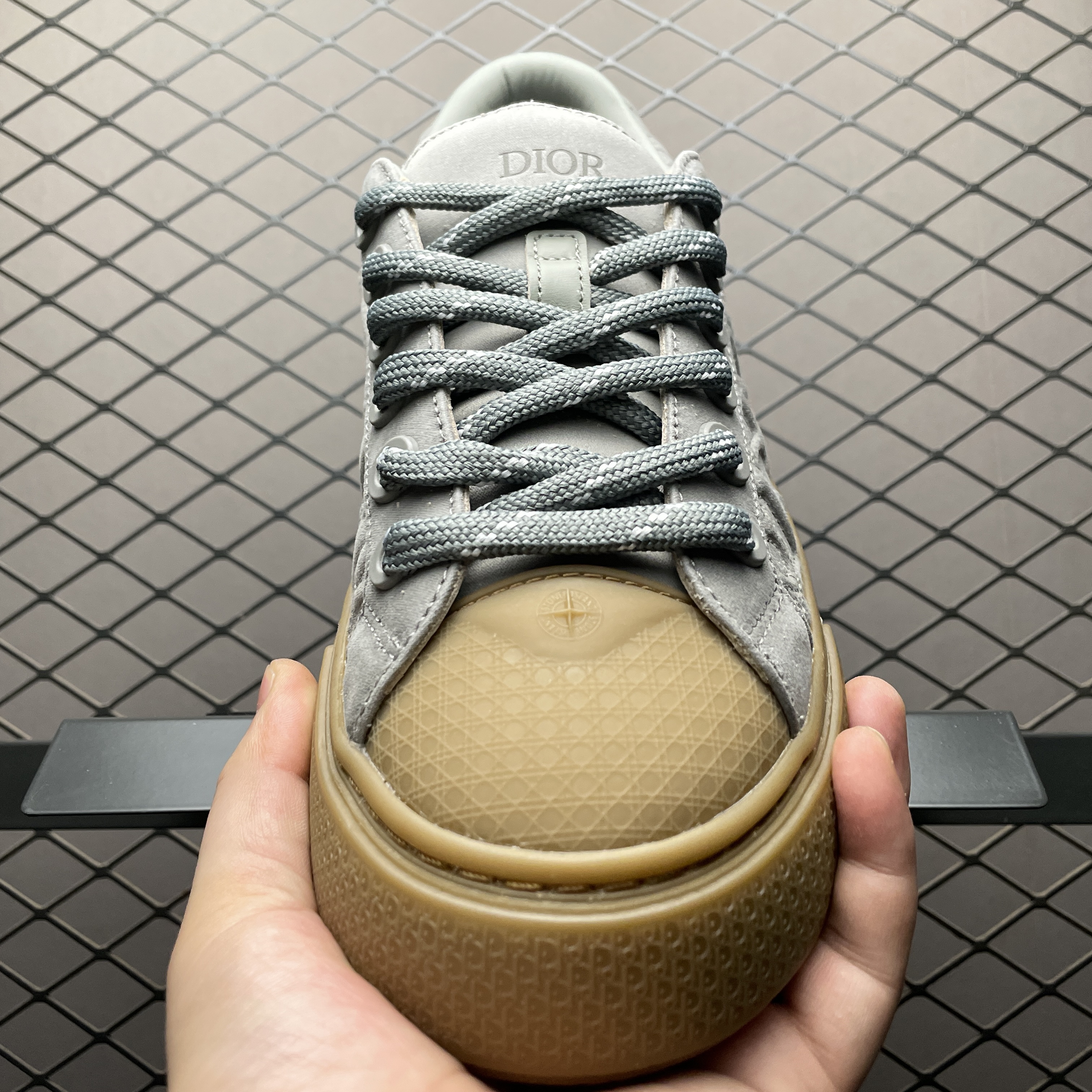 Dior x Stone Island B33 Sneaker Limited Edition "Gray"（3SN303ZAM_H812）