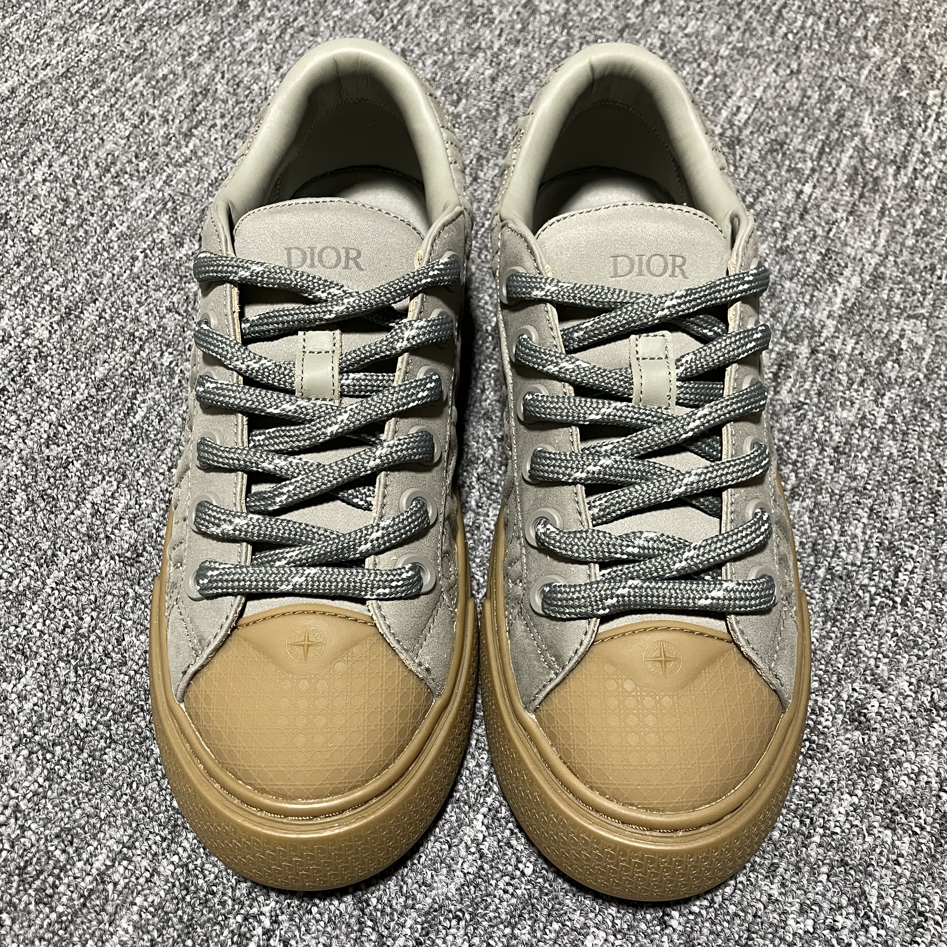 Dior x Stone Island B33 Sneaker Limited Edition "Gray"（3SN303ZAM_H812）