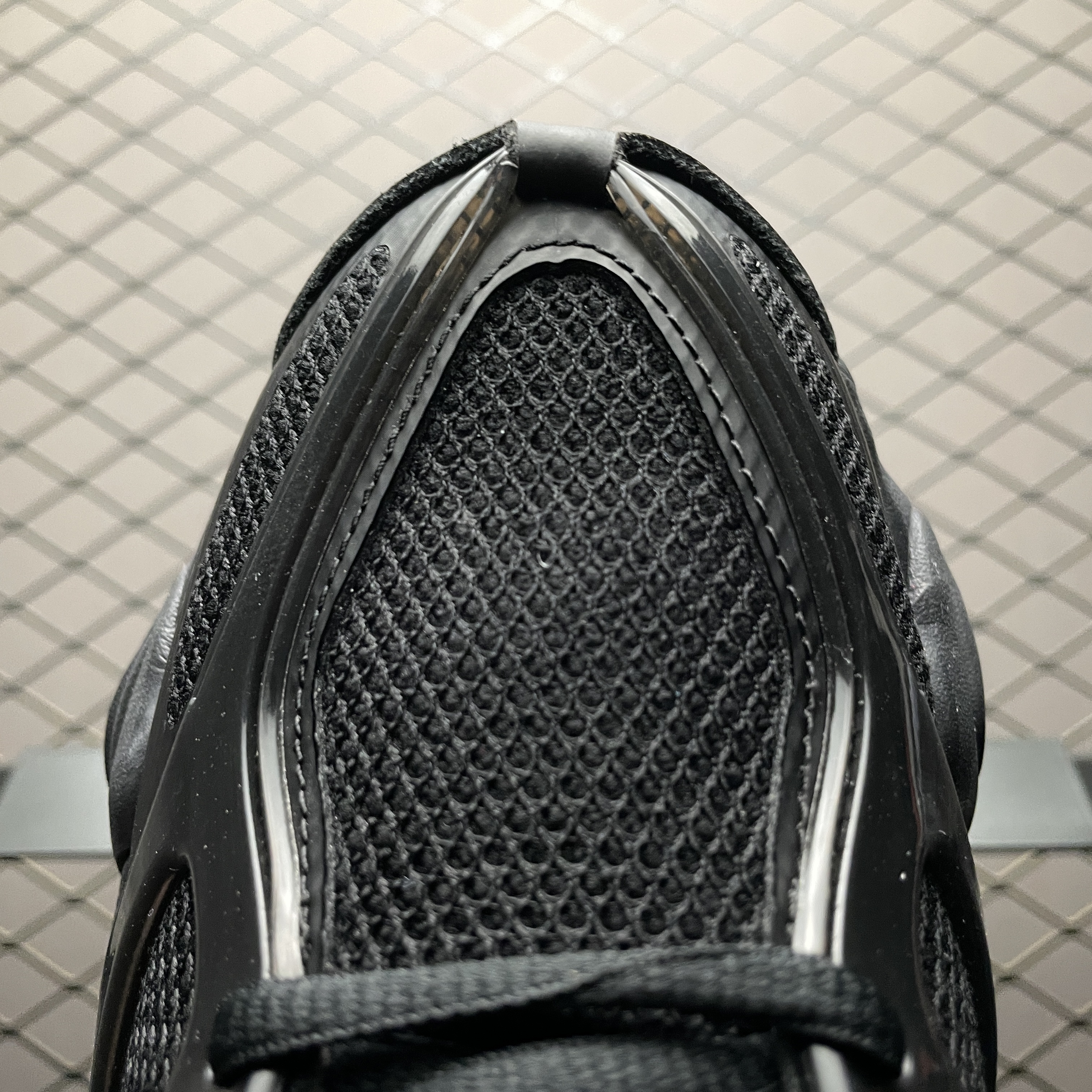 New Balance 9060 "Black/Black" (U9060IMA)