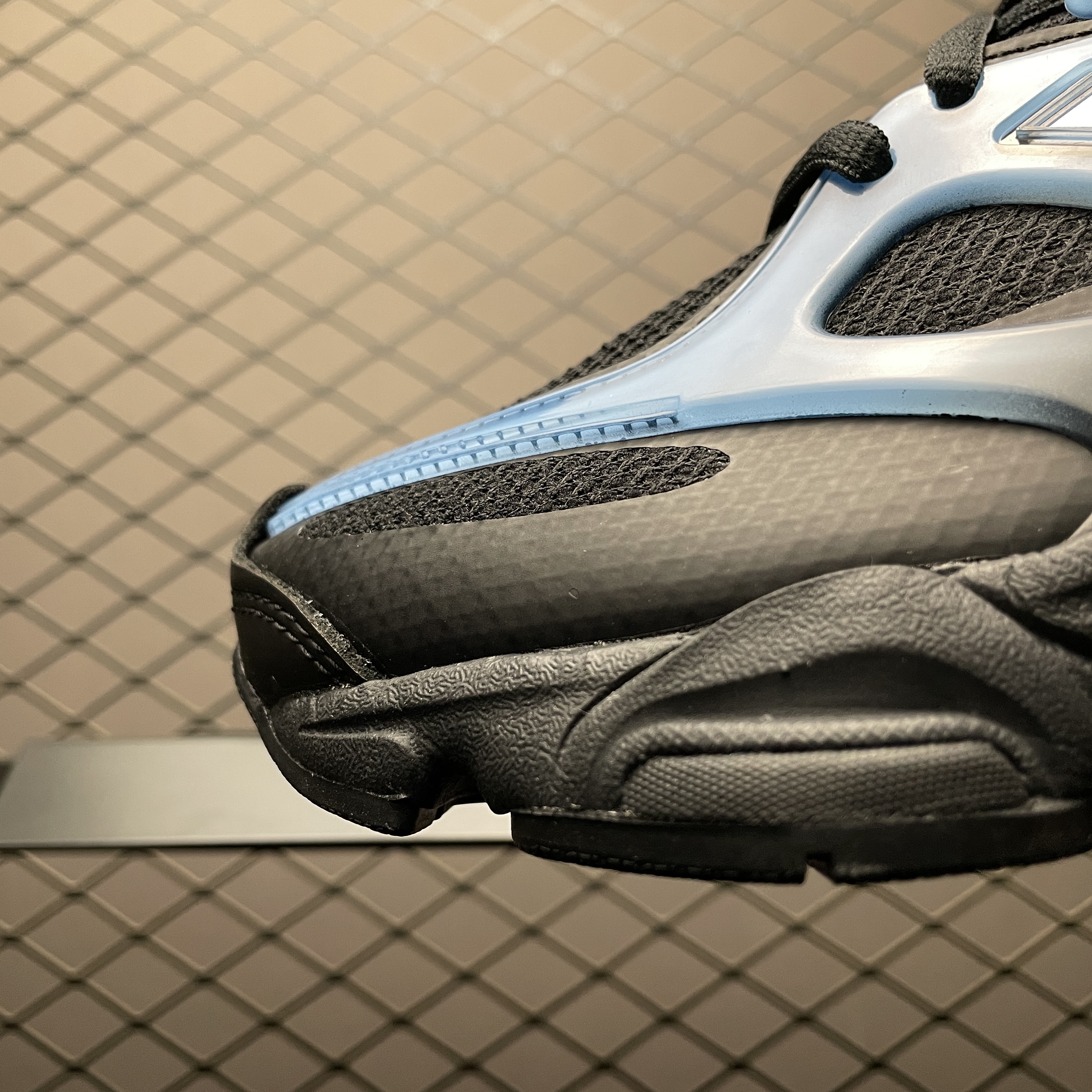 New Balance 9060 "Navy Blue/Black" (U9060IDW)