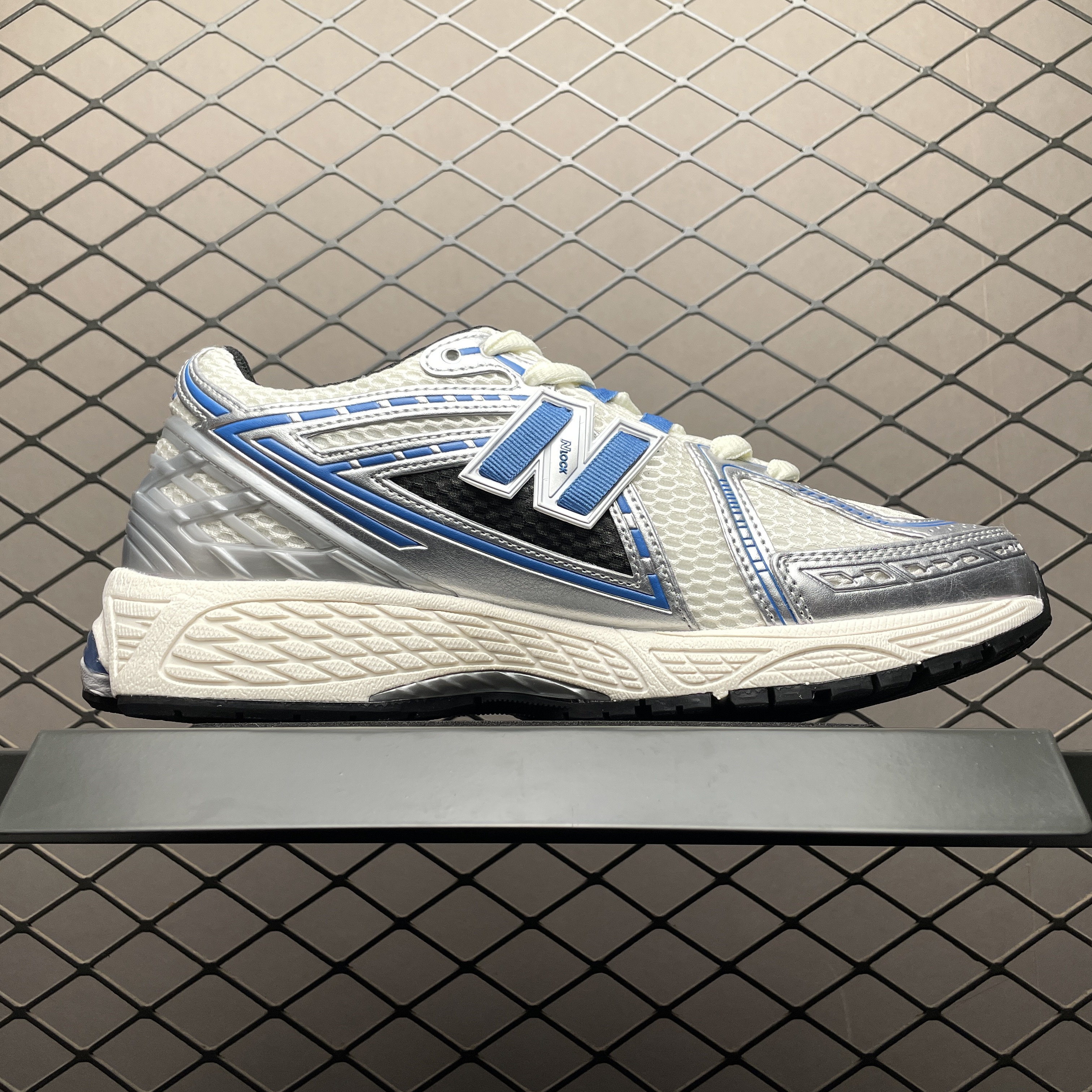 New Balance 1906R "Silver/Blue" (M1906REB）